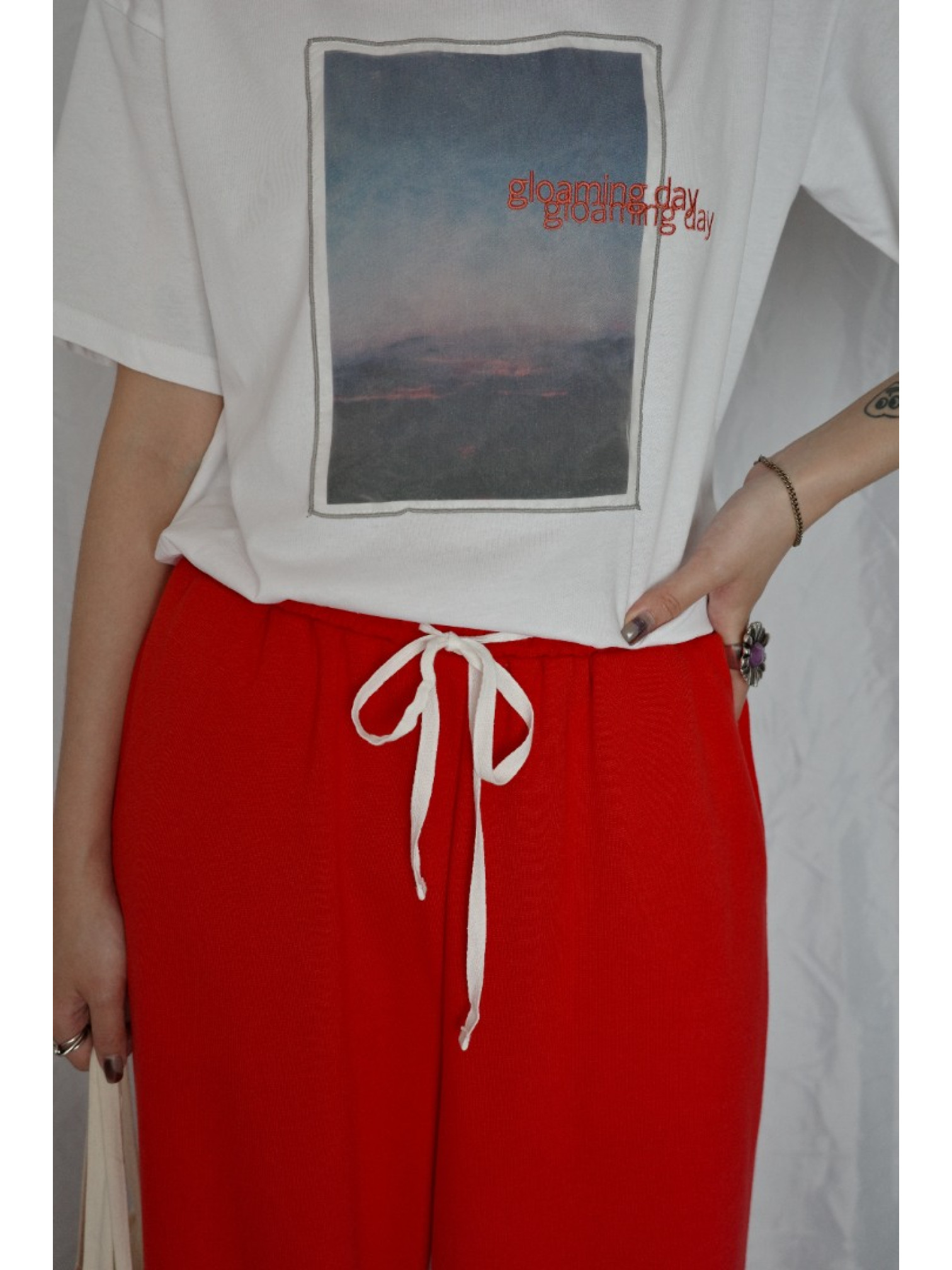 🇯🇵薄紗日落印花短T/白