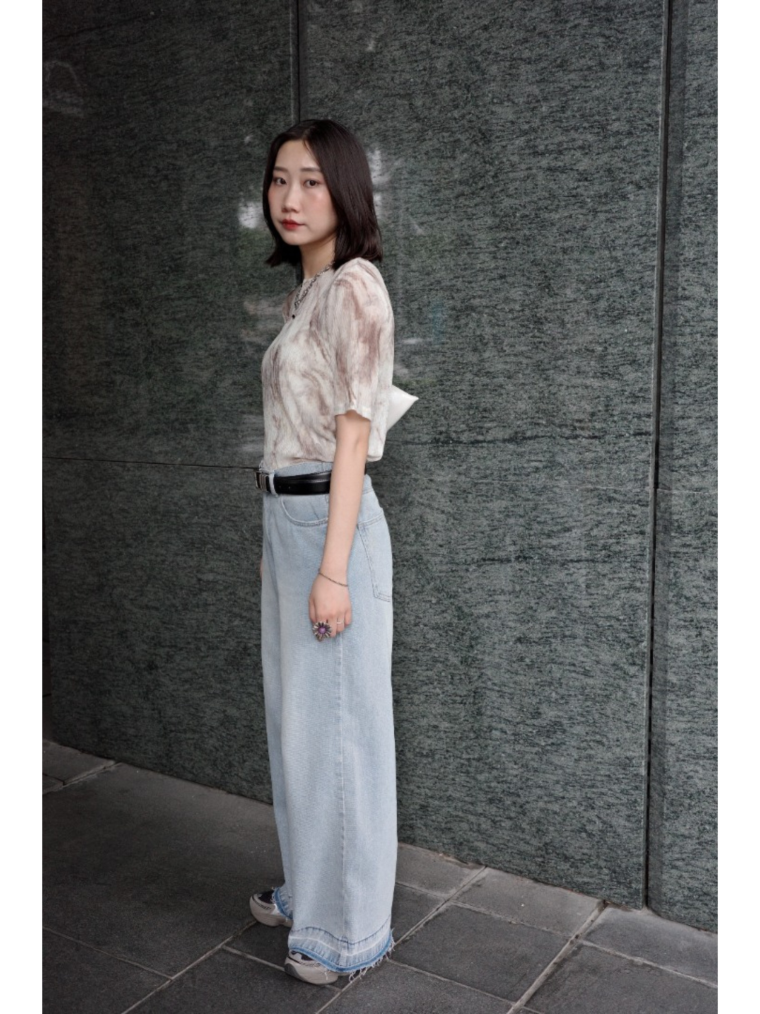 🇯🇵超舒適の渲染印花透透上衣/咖