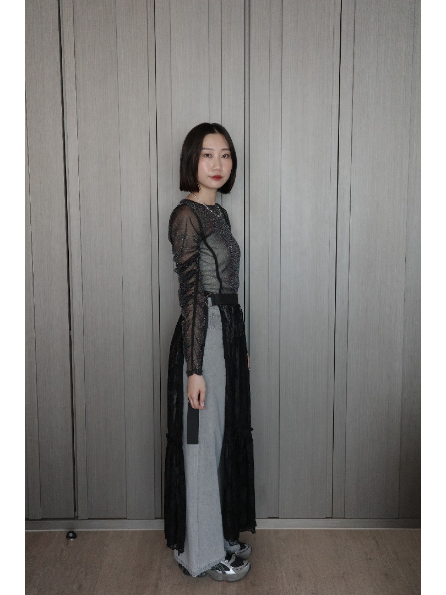 🇯🇵蕾絲透膚半身裙外罩/黑