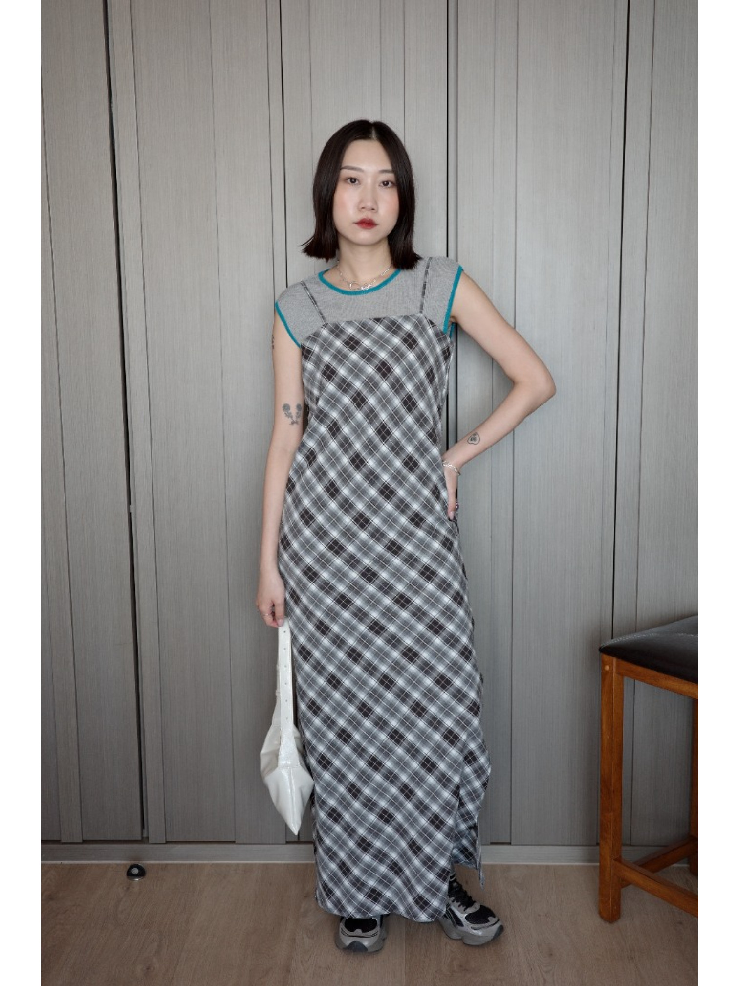 🇯🇵夏日格紋吊帶洋裝/米