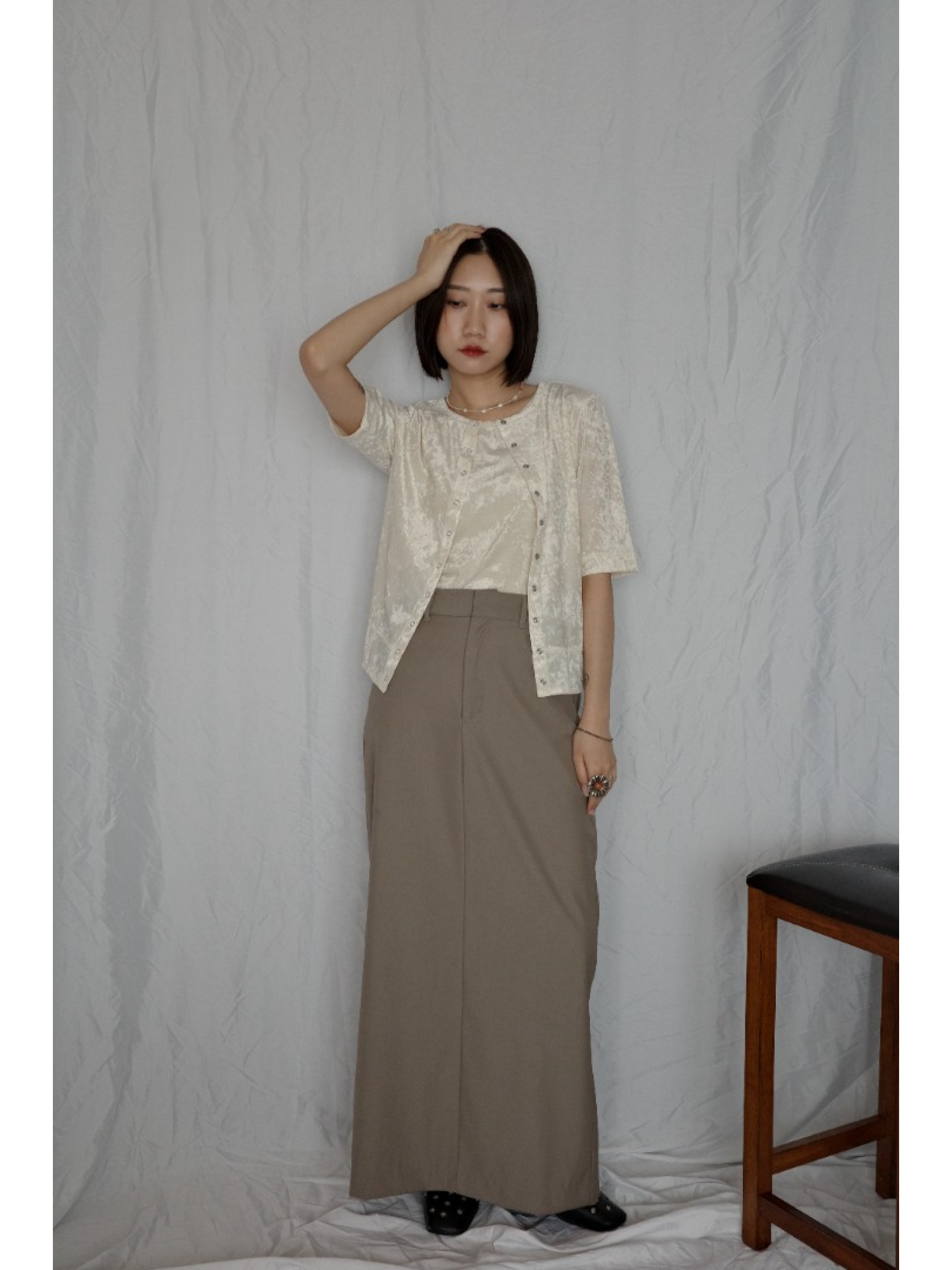 JP｜天鵝絨透視五分袖上衣/米