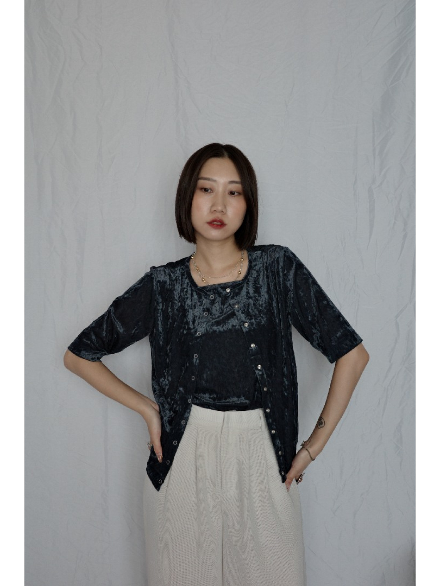 JP｜天鵝絨透視五分袖上衣/海軍藍