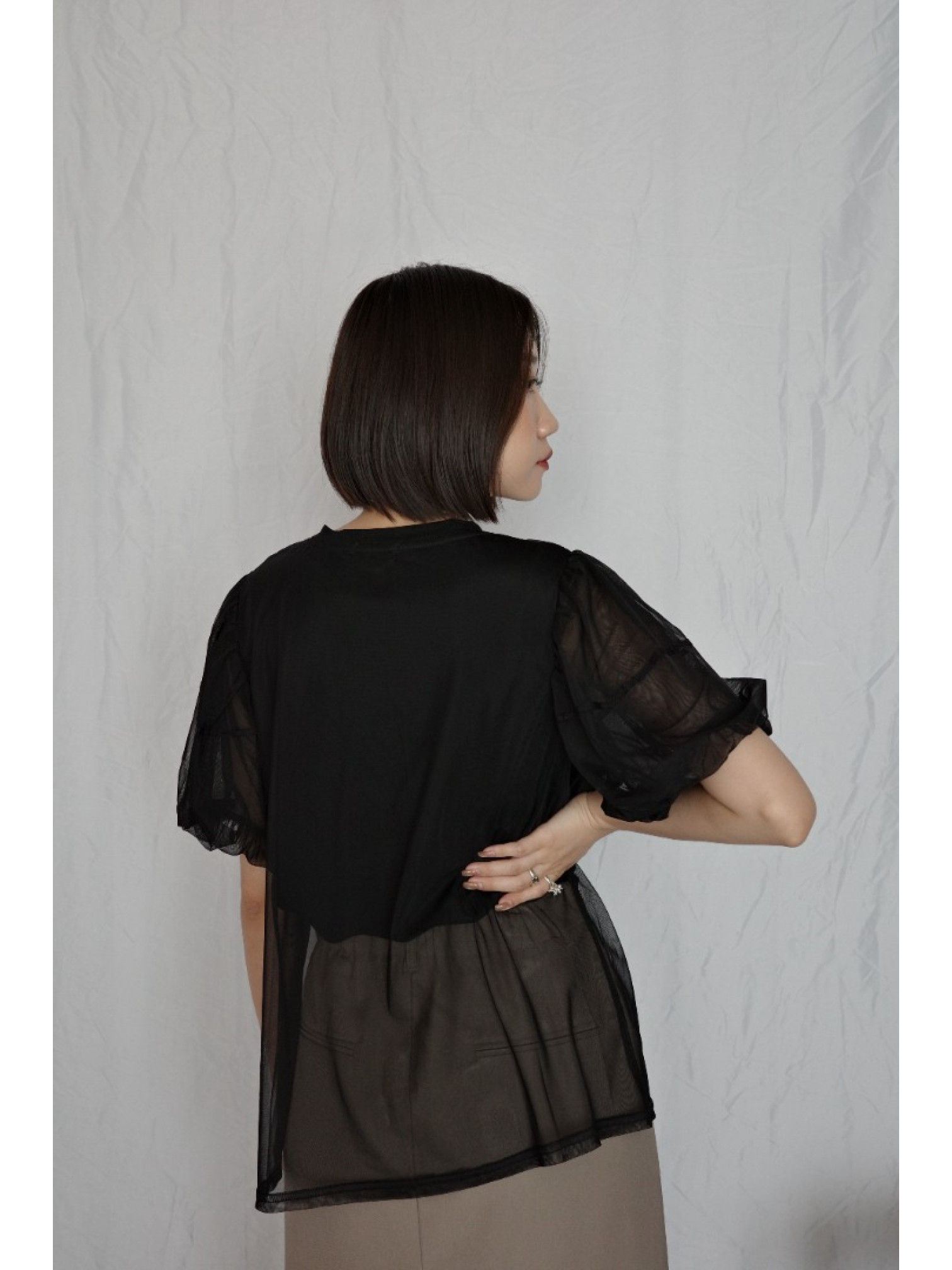 JP｜氣質公主袖薄紗上衣/黑