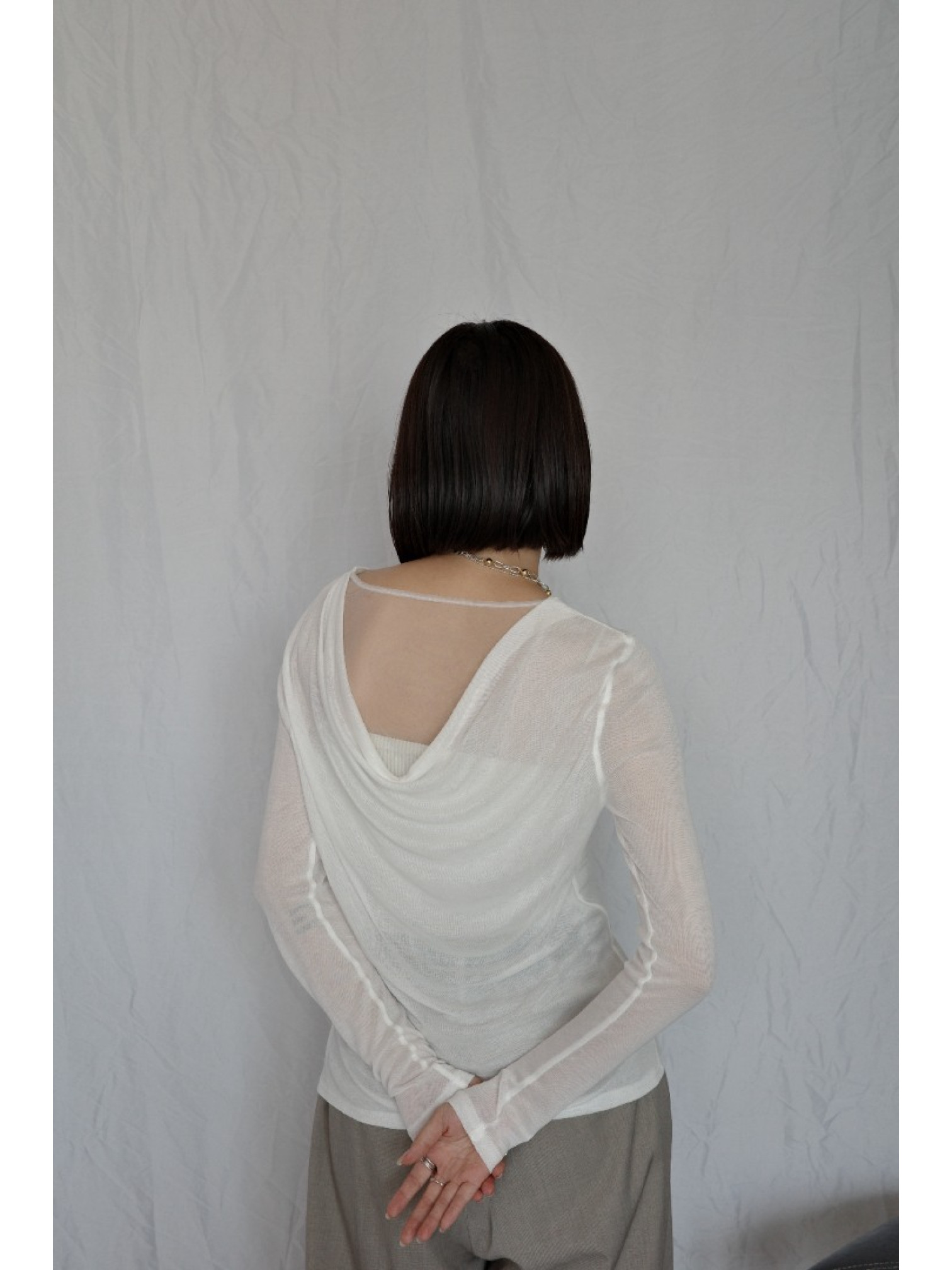 JP｜透感薄紗垂墜上衣/白