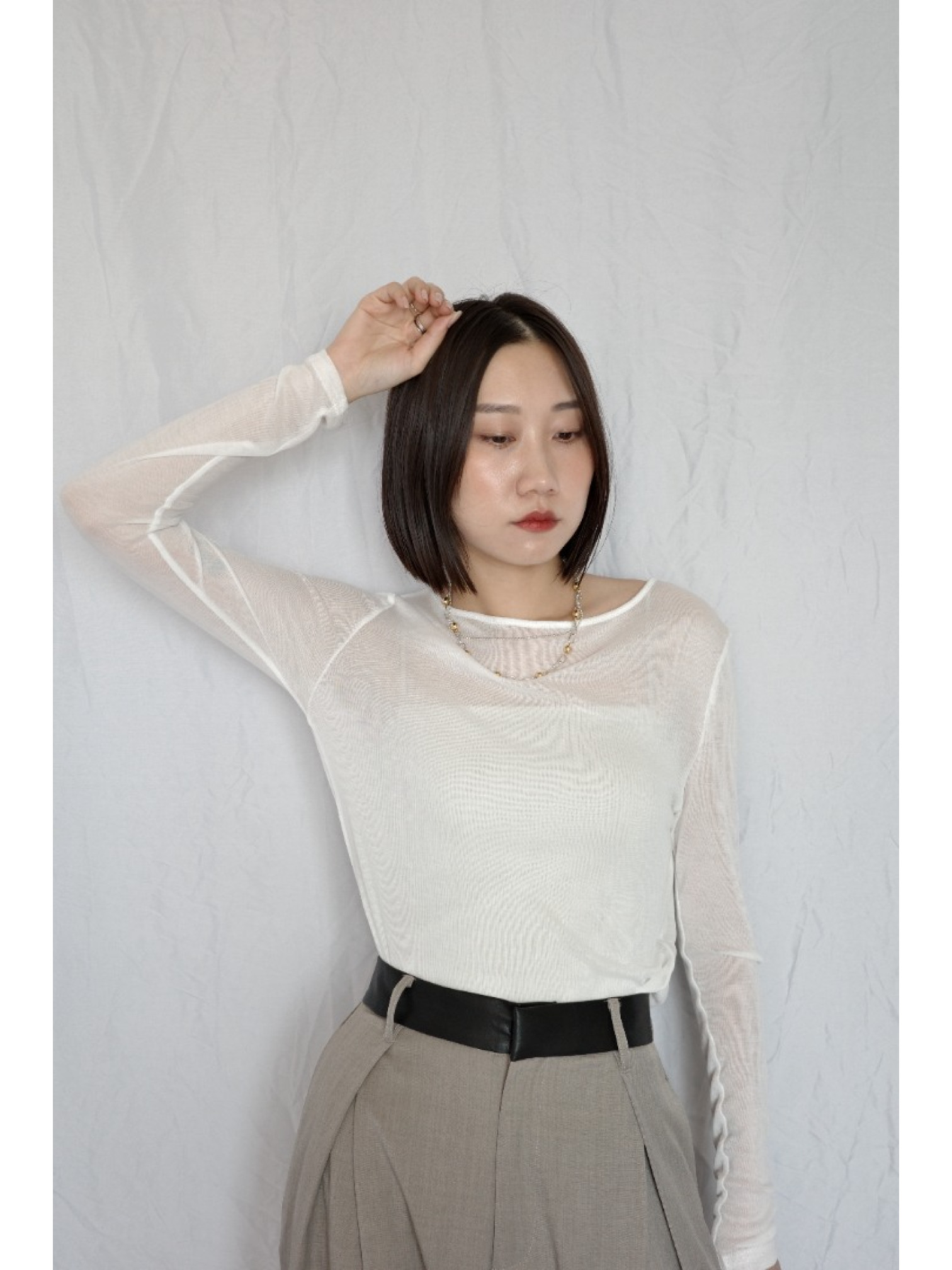 JP｜透感薄紗垂墜上衣/白