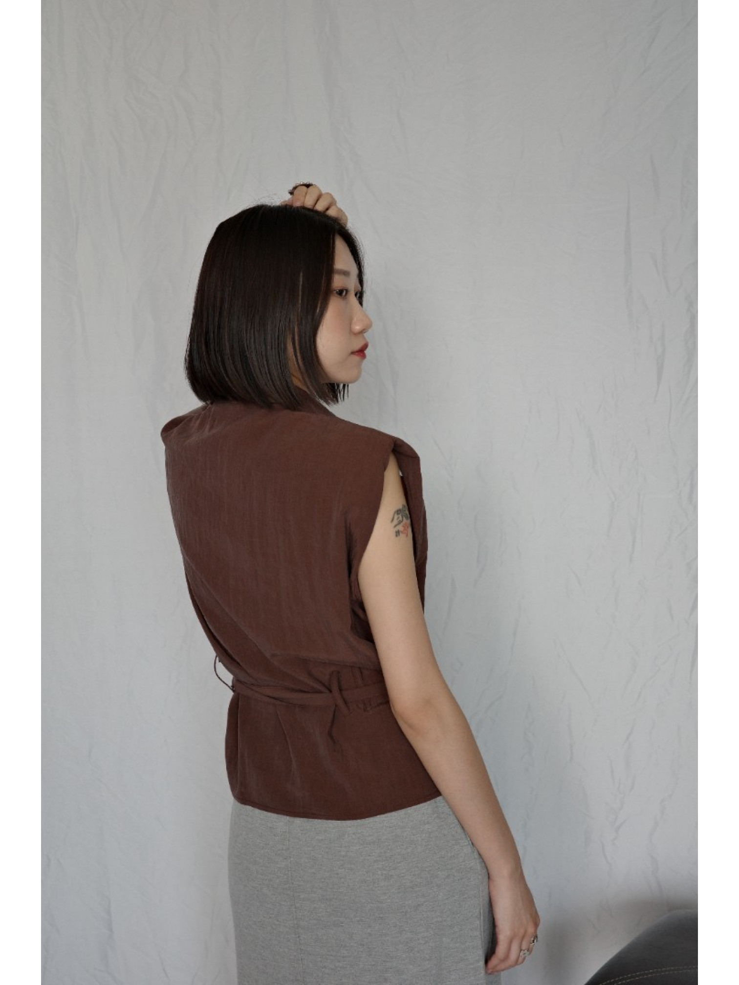 JP｜法式簡約墊肩背心/棕