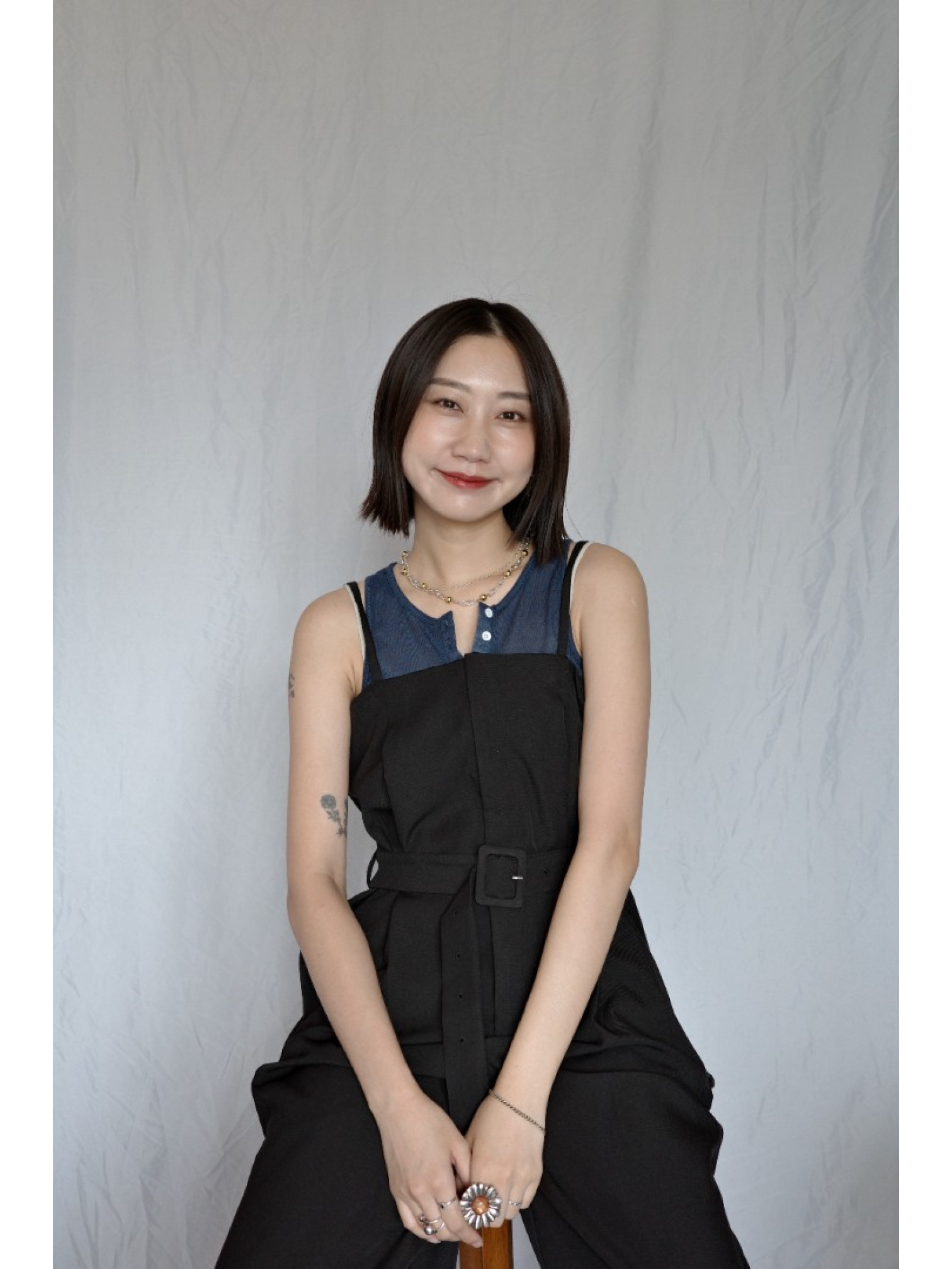 JP｜時髦立體剪裁吊帶褲/黑