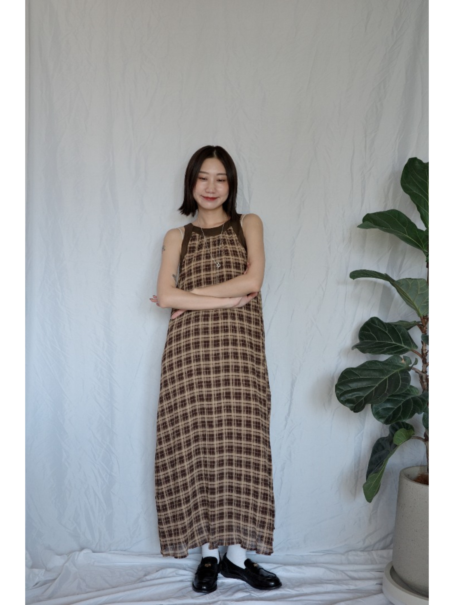 JP｜超Q削肩格紋洋裝/棕M