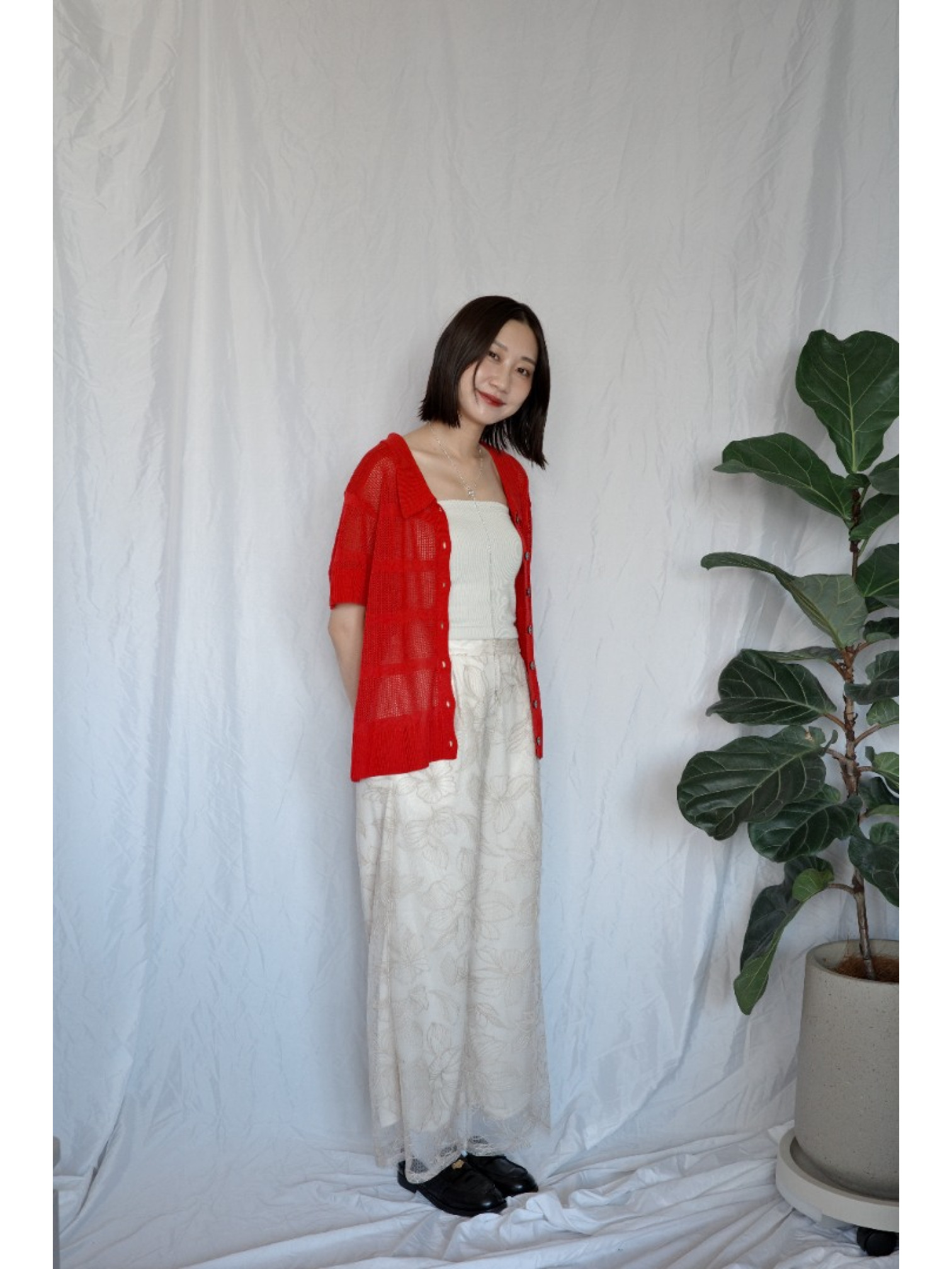 JP｜薄紗花卉刺繡直筒褲/米