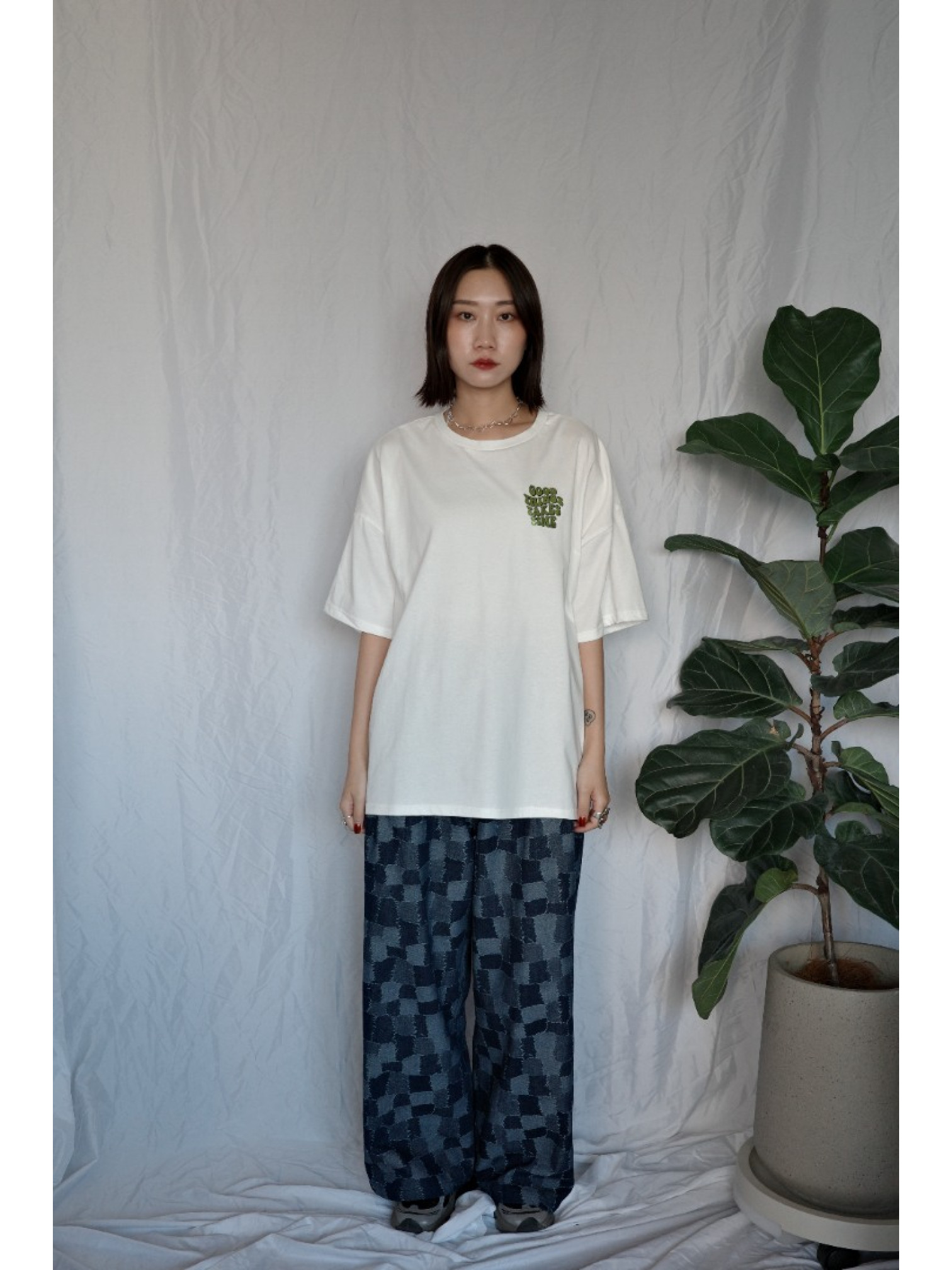 JP｜燙金徽標印花短T/白