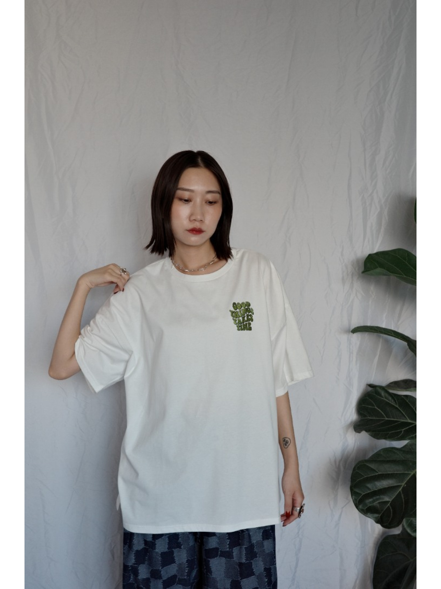 JP｜燙金徽標印花短T/白