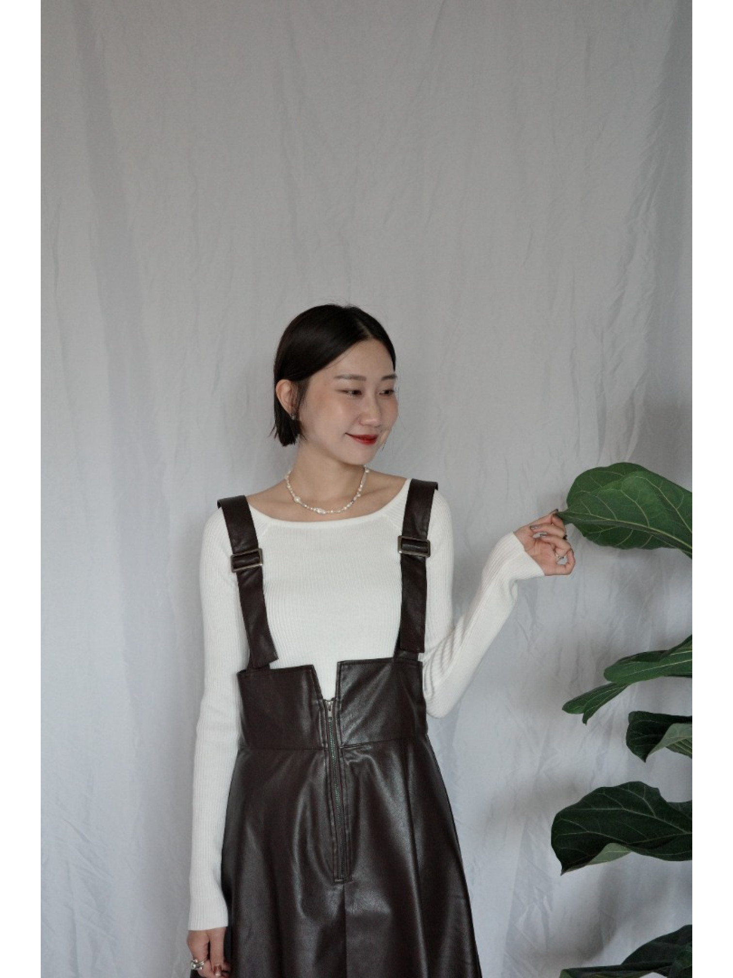 JP｜氣質皮革吊帶長裙/棕