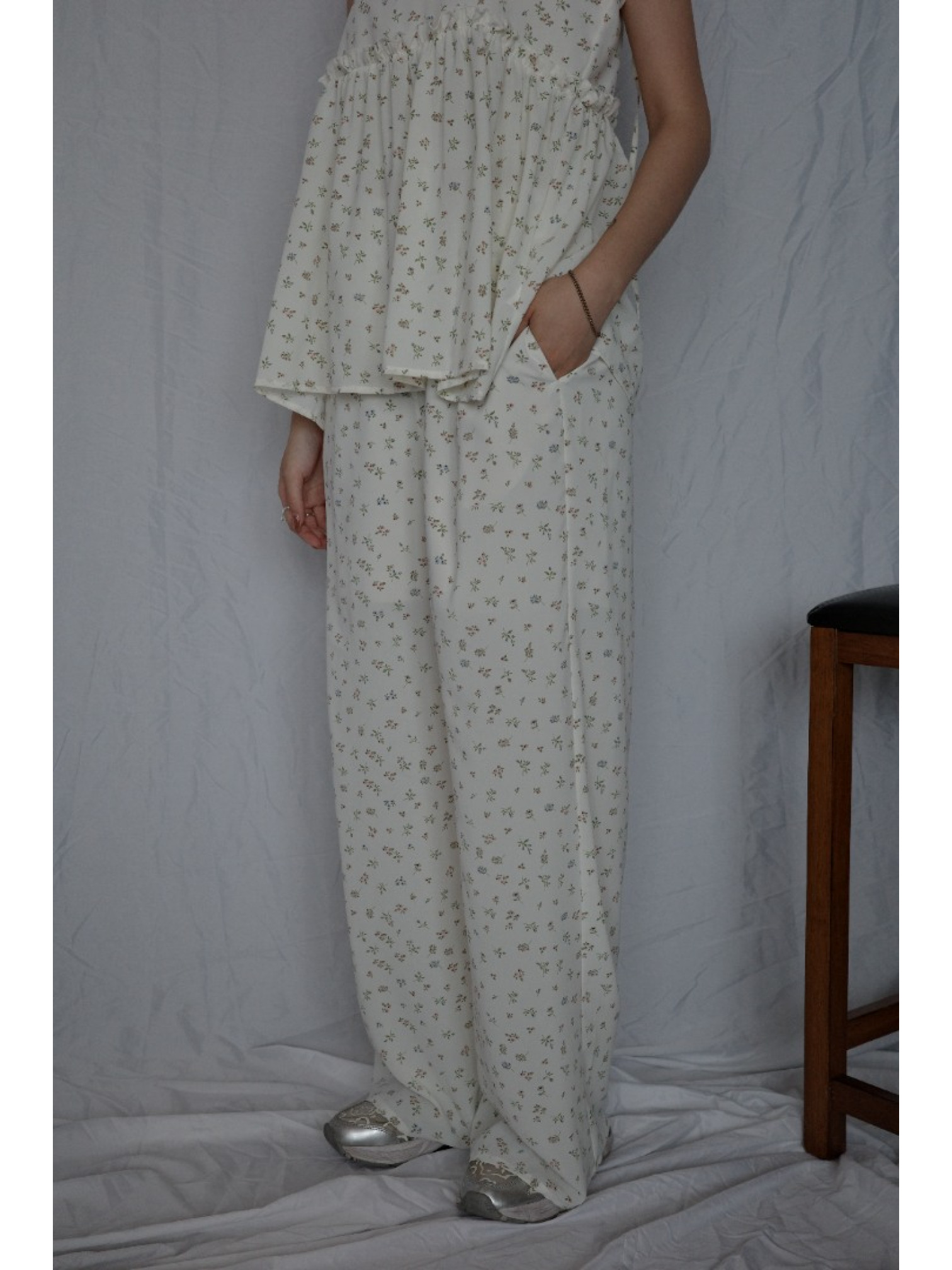 🇯🇵可愛碎花休閒長褲/白L