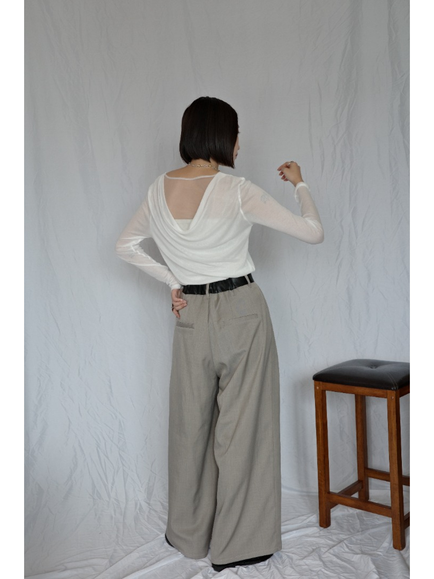 JP｜透感薄紗垂墜上衣/白