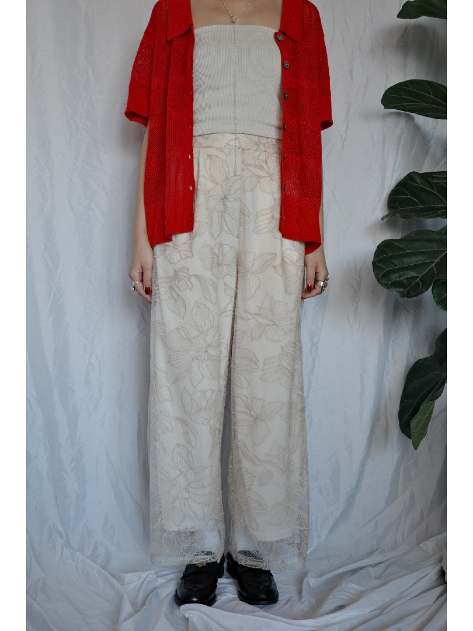 JP｜薄紗花卉刺繡直筒褲/米