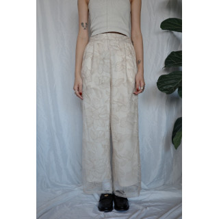 JP｜薄紗花卉刺繡直筒褲/米