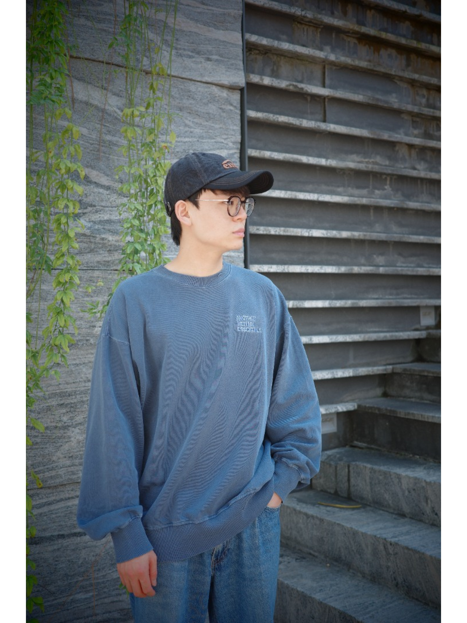 🇯🇵復古刷色刺繡大學T/海軍藍XL