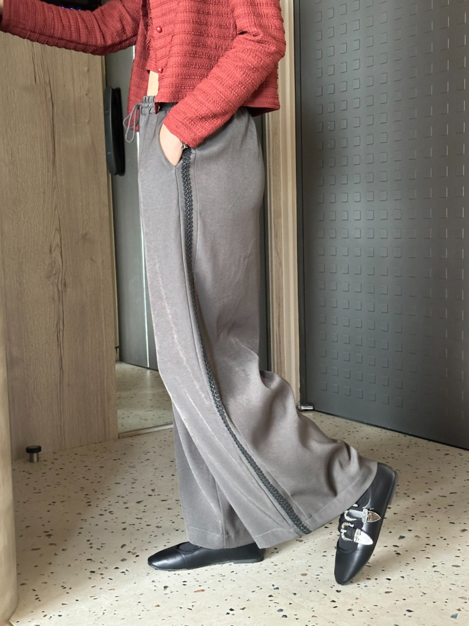 🇯🇵蕾絲花邊休閒褲/黑&灰