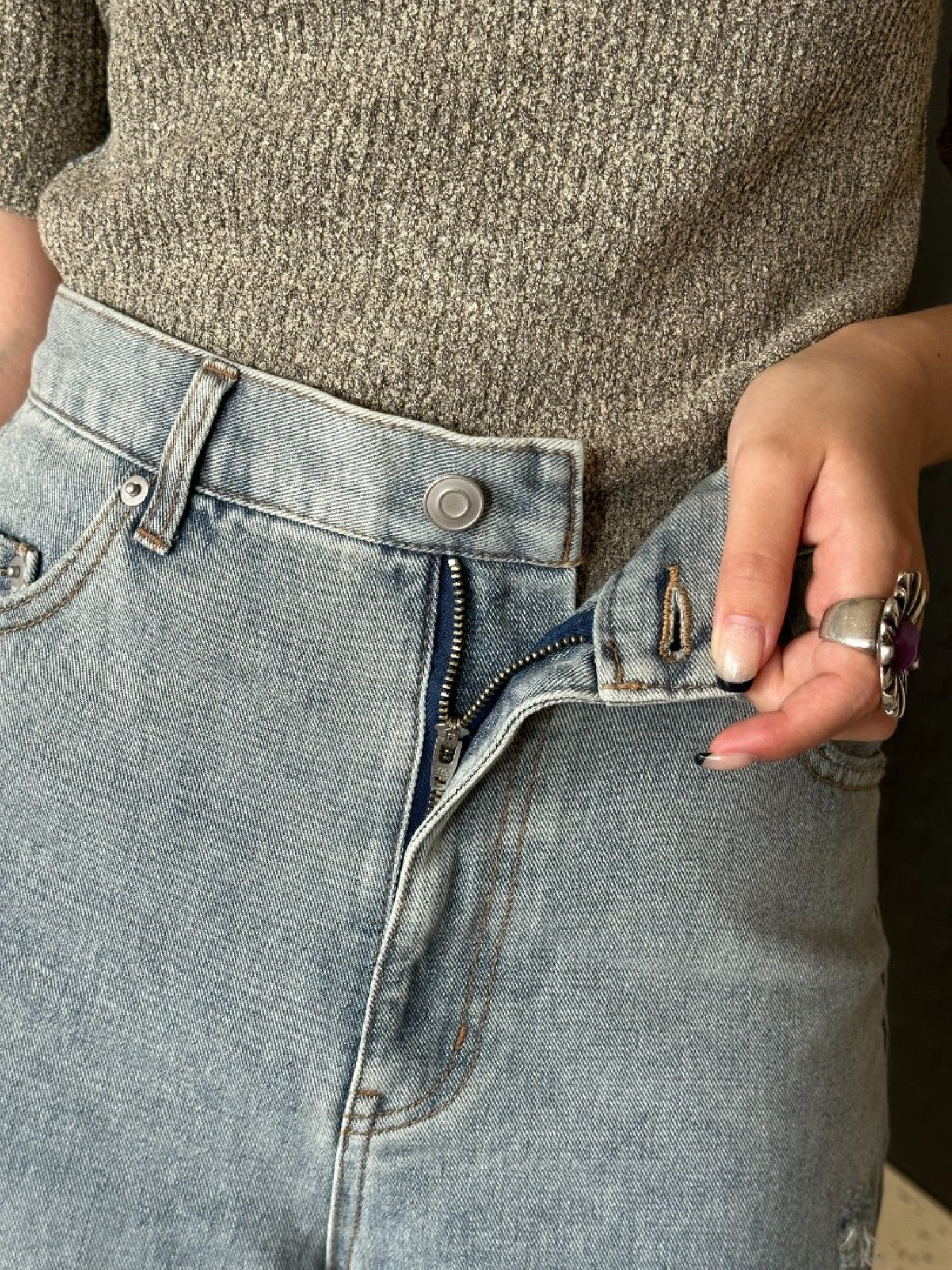 🇯🇵讚讚版型破損牛仔褲/兩色L