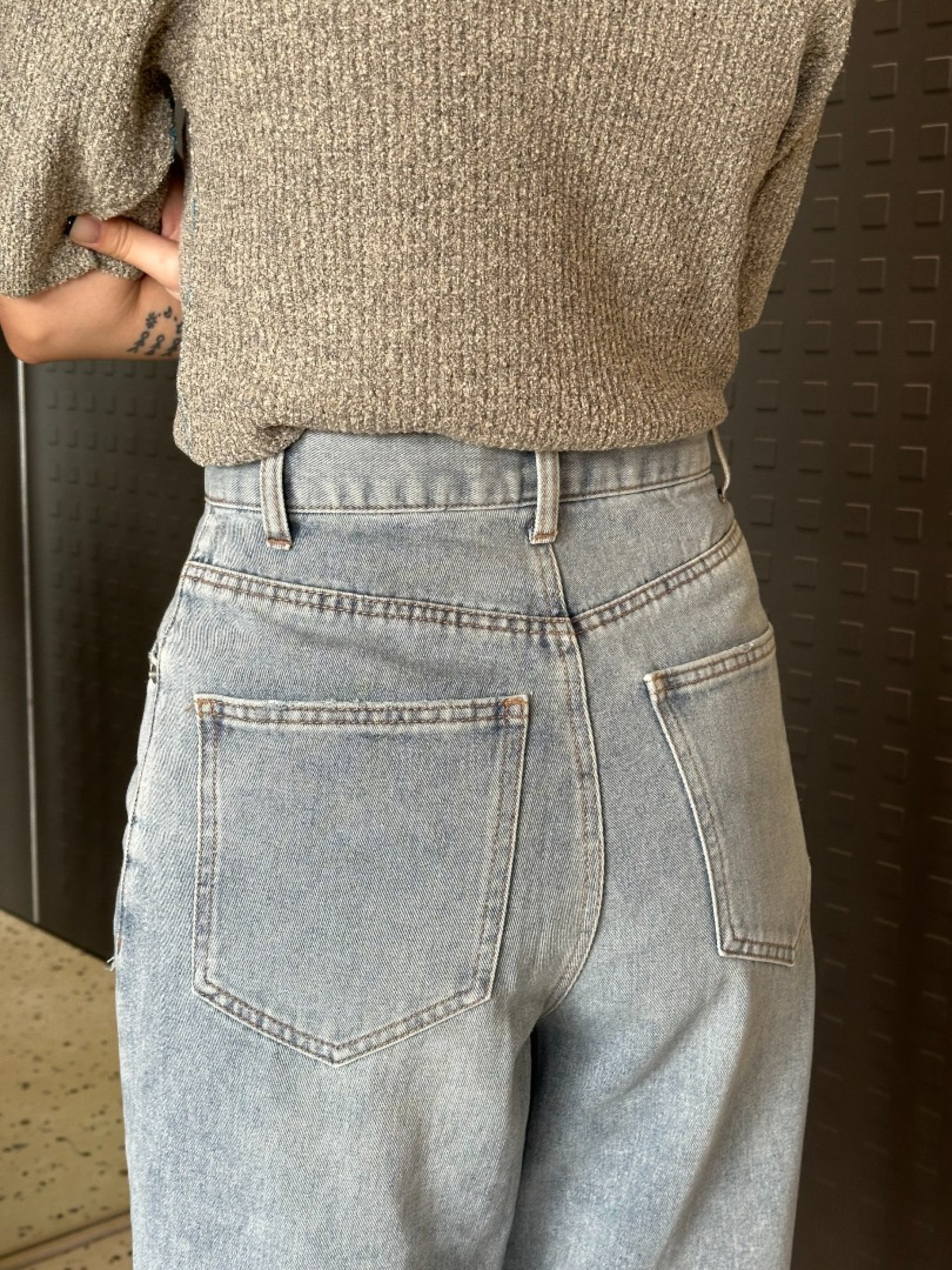 🇯🇵讚讚版型破損牛仔褲/兩色L