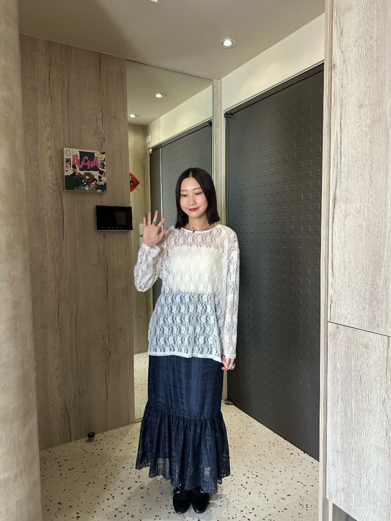 🇯🇵蕾絲花花透視上衣/白