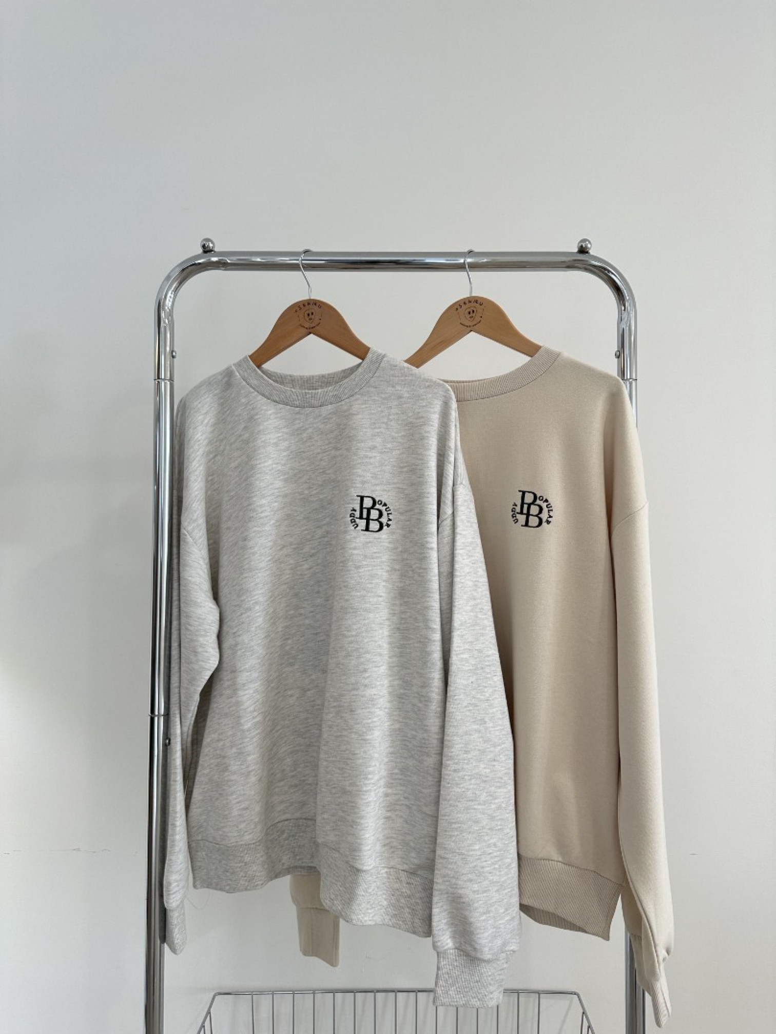 🇯🇵Q到爆貓狗大學T/椒鹽灰M&奶油M