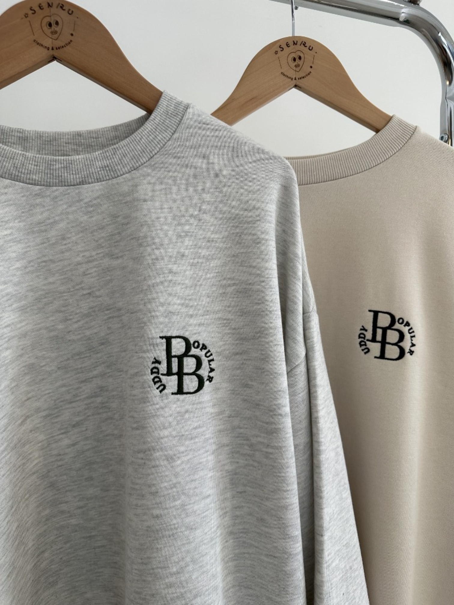 🇯🇵Q到爆貓狗大學T/椒鹽灰M&奶油M