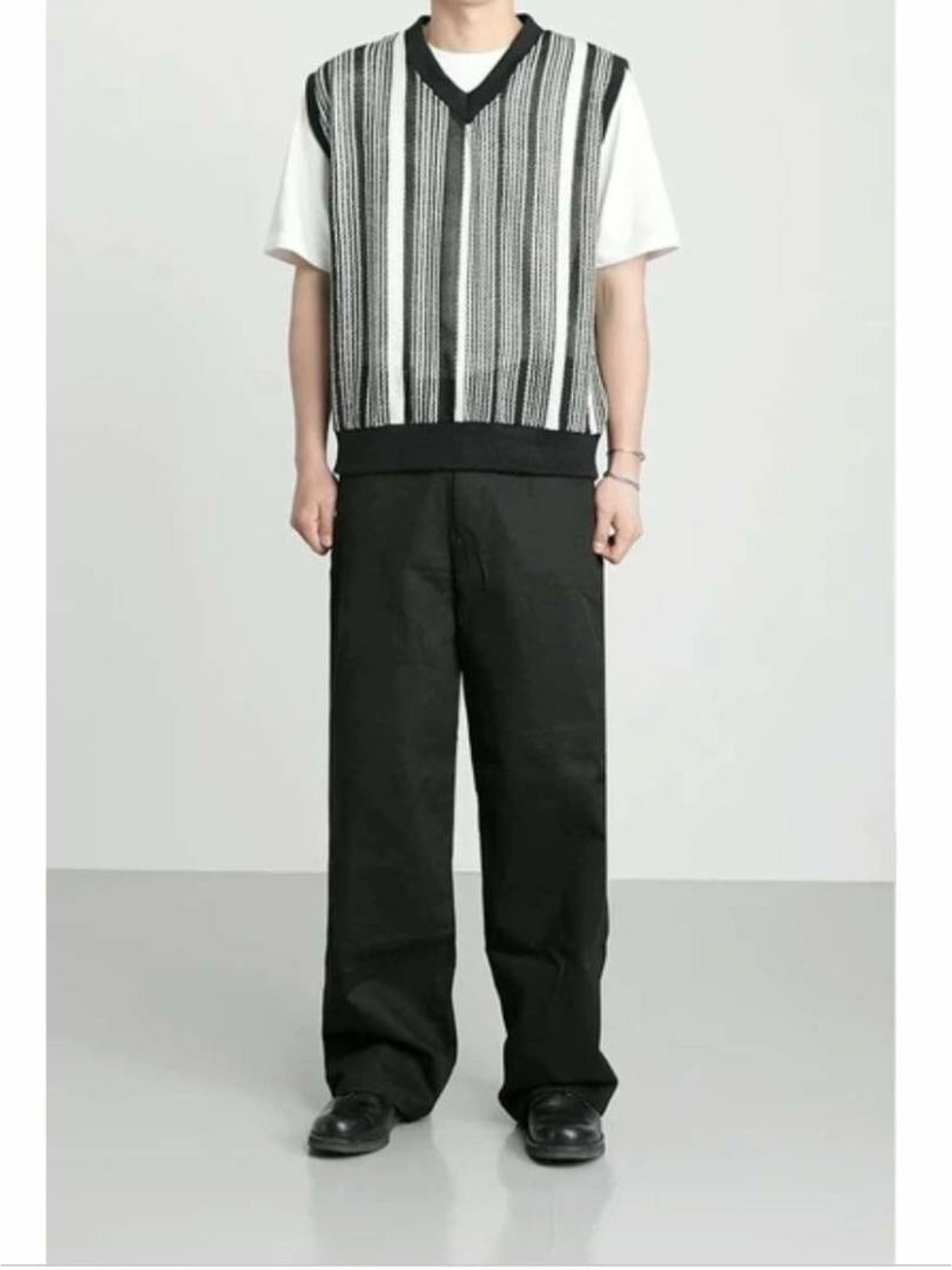 🇯🇵V領針織條紋背心/M