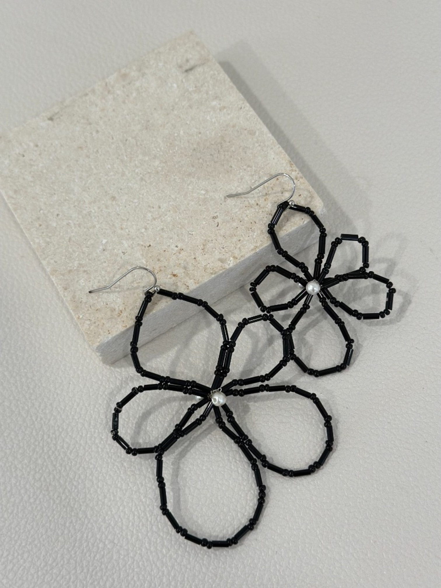 🇯🇵日系爆棚不對稱串珠花花耳環