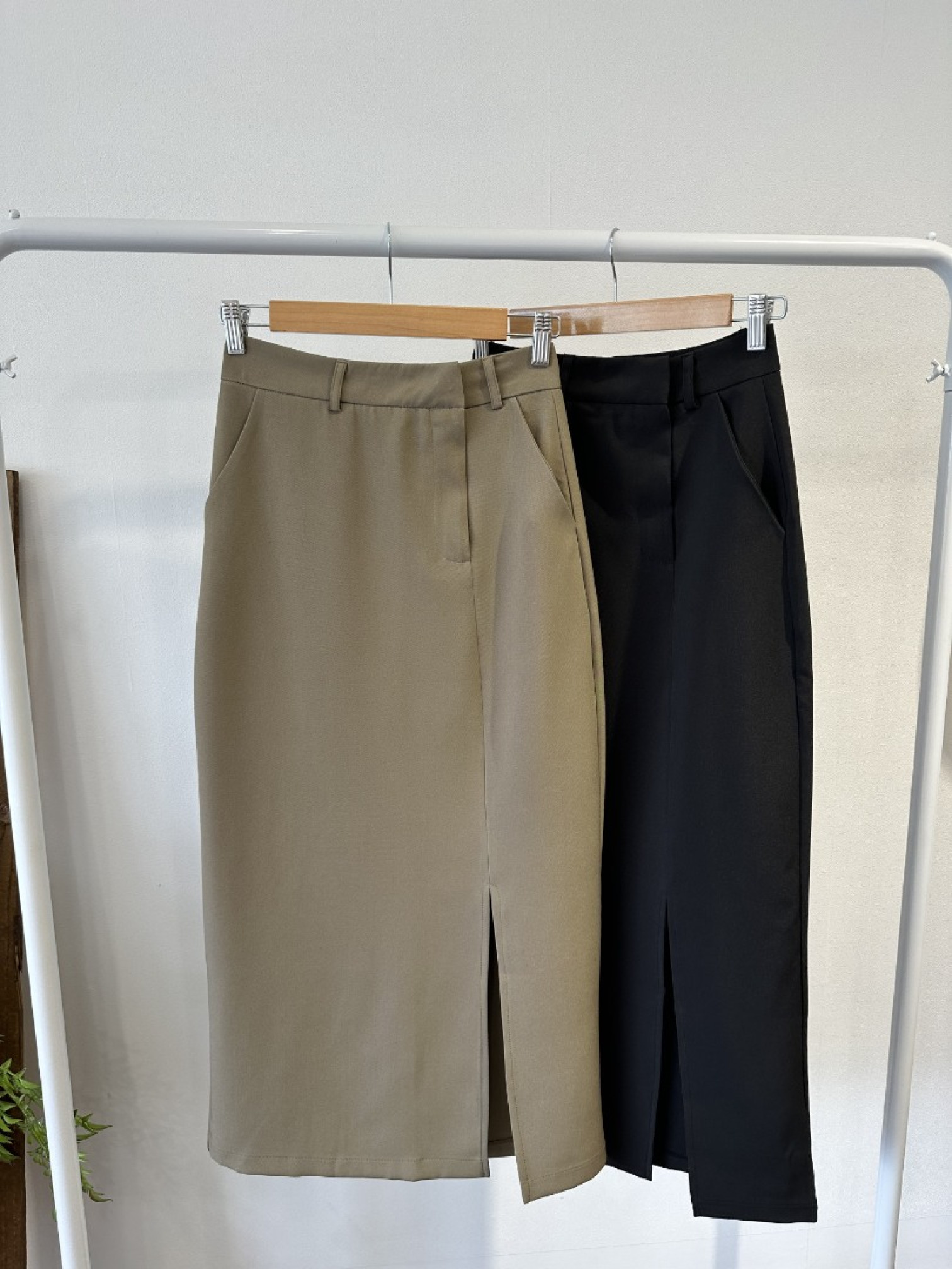 🇰🇷設計感半身西裝裙/黑S-M&咖S