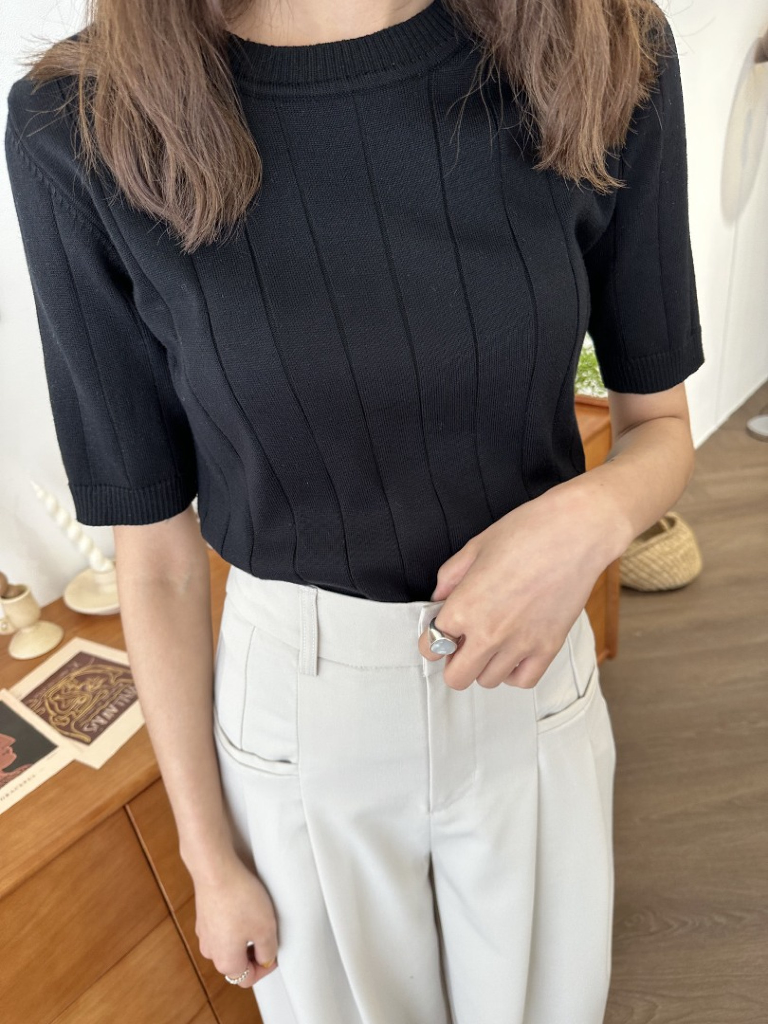 🇯🇵彈性極佳坑條上衣/黑