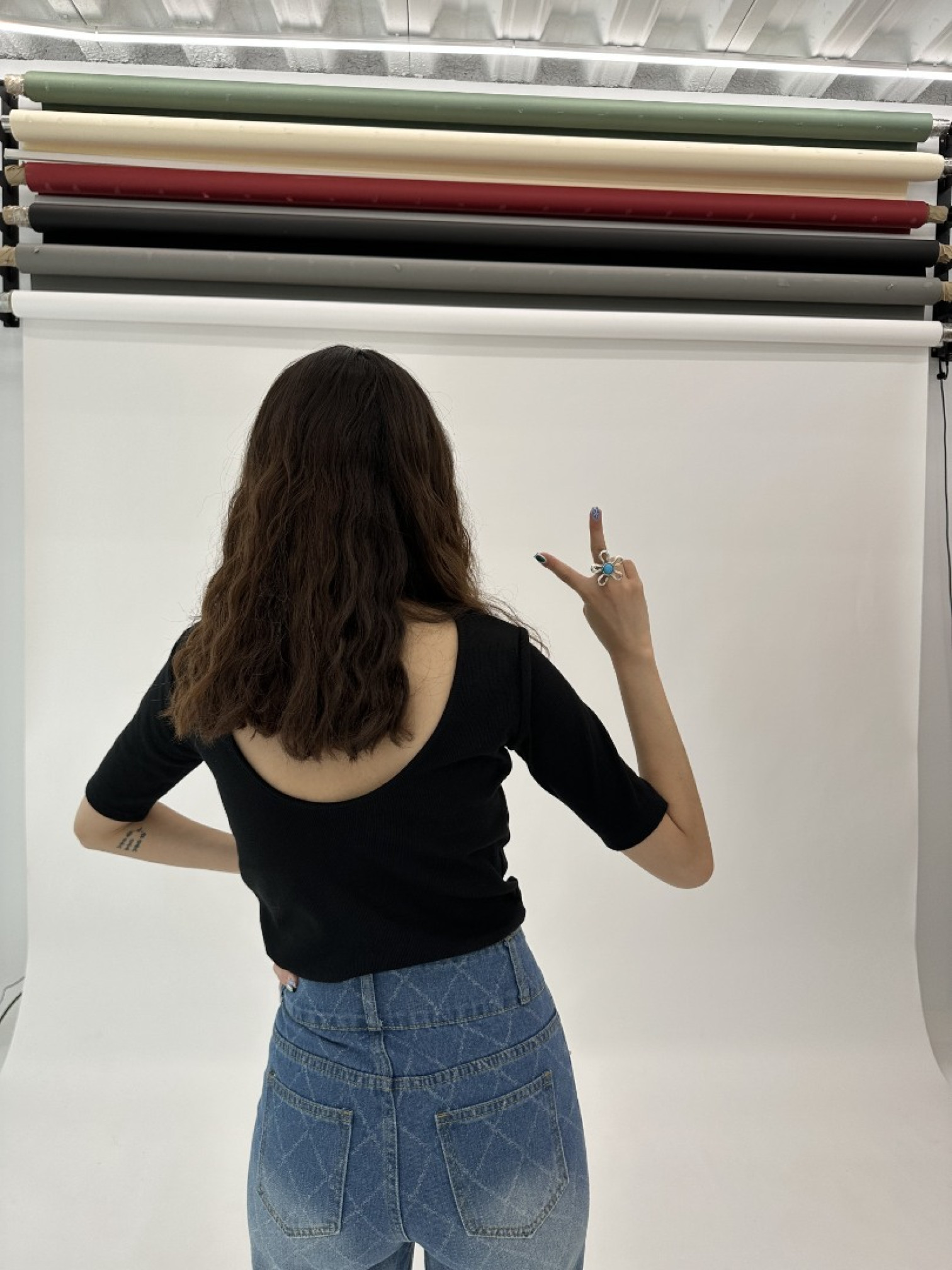 🇯🇵背面U字BRA TOP短T/米