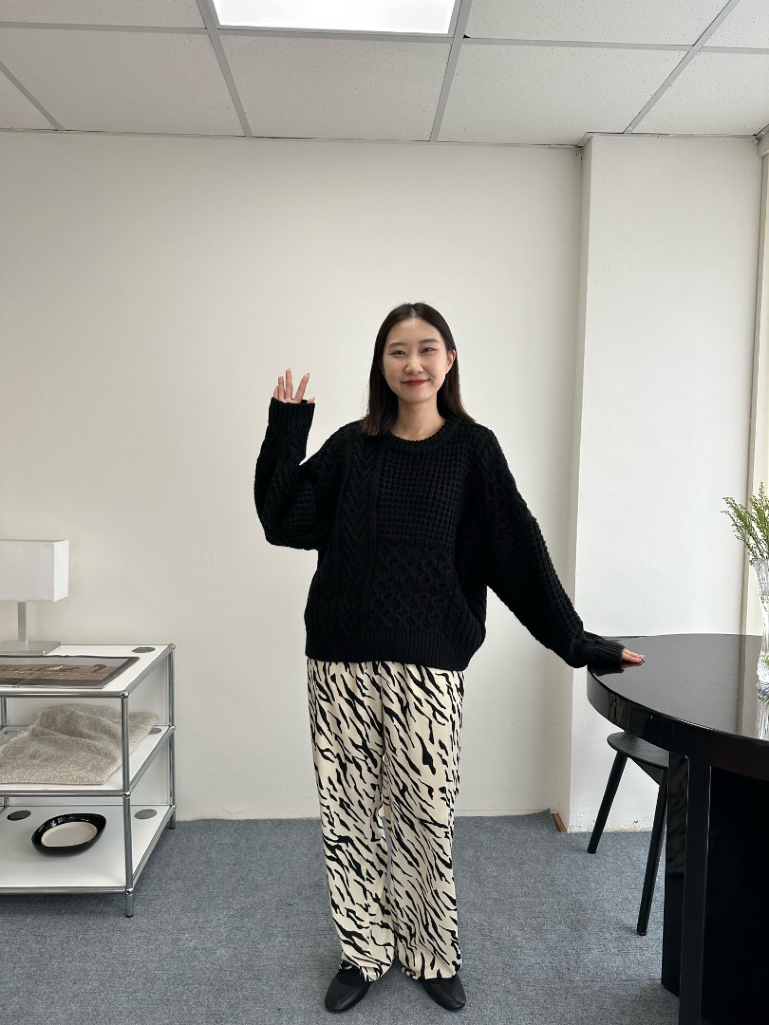 🇯🇵編織拼接圓領粗針織毛衣/莫蘭迪藍&黑