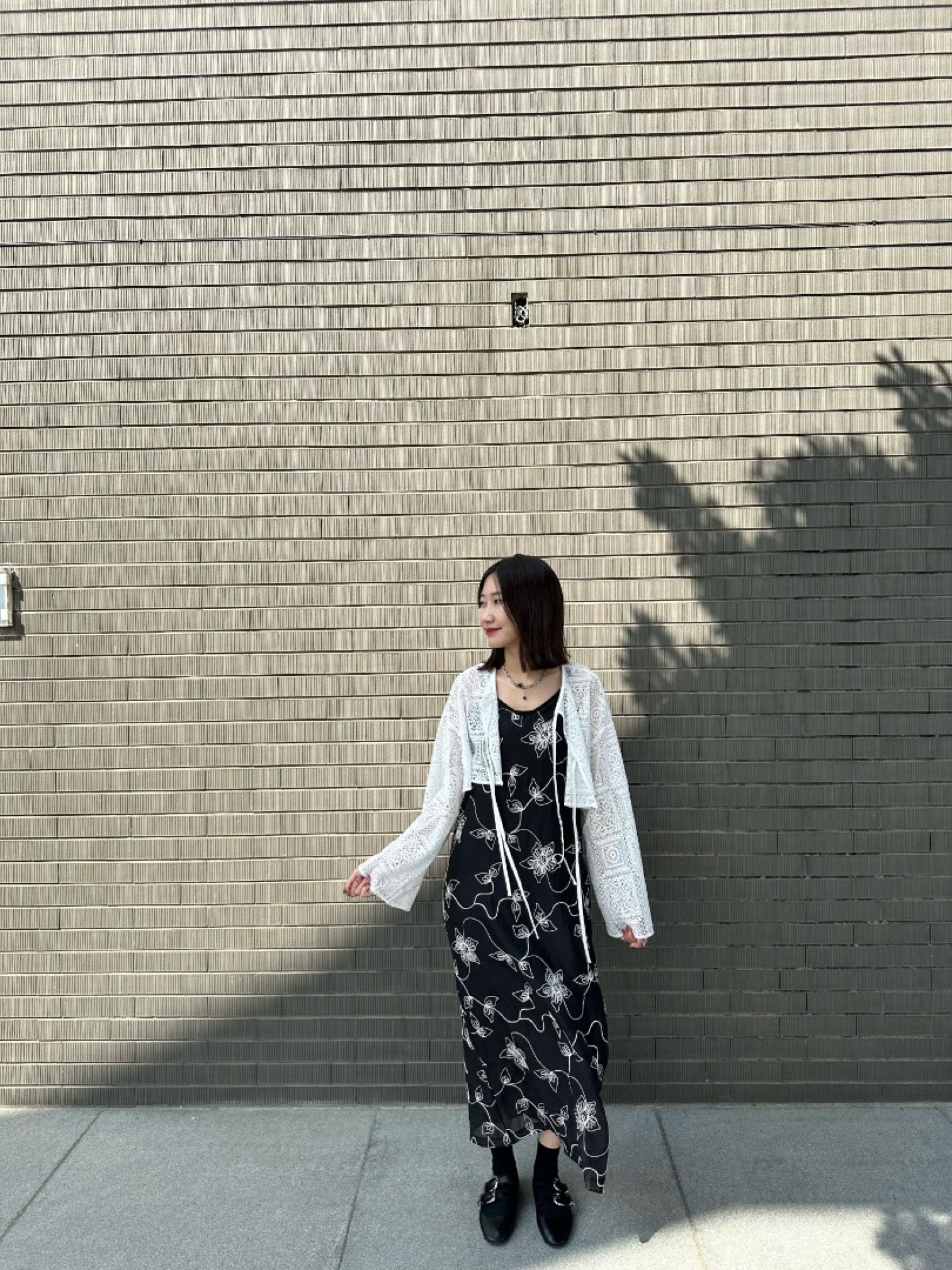 🇯🇵短版簍空雕花罩衫/三色