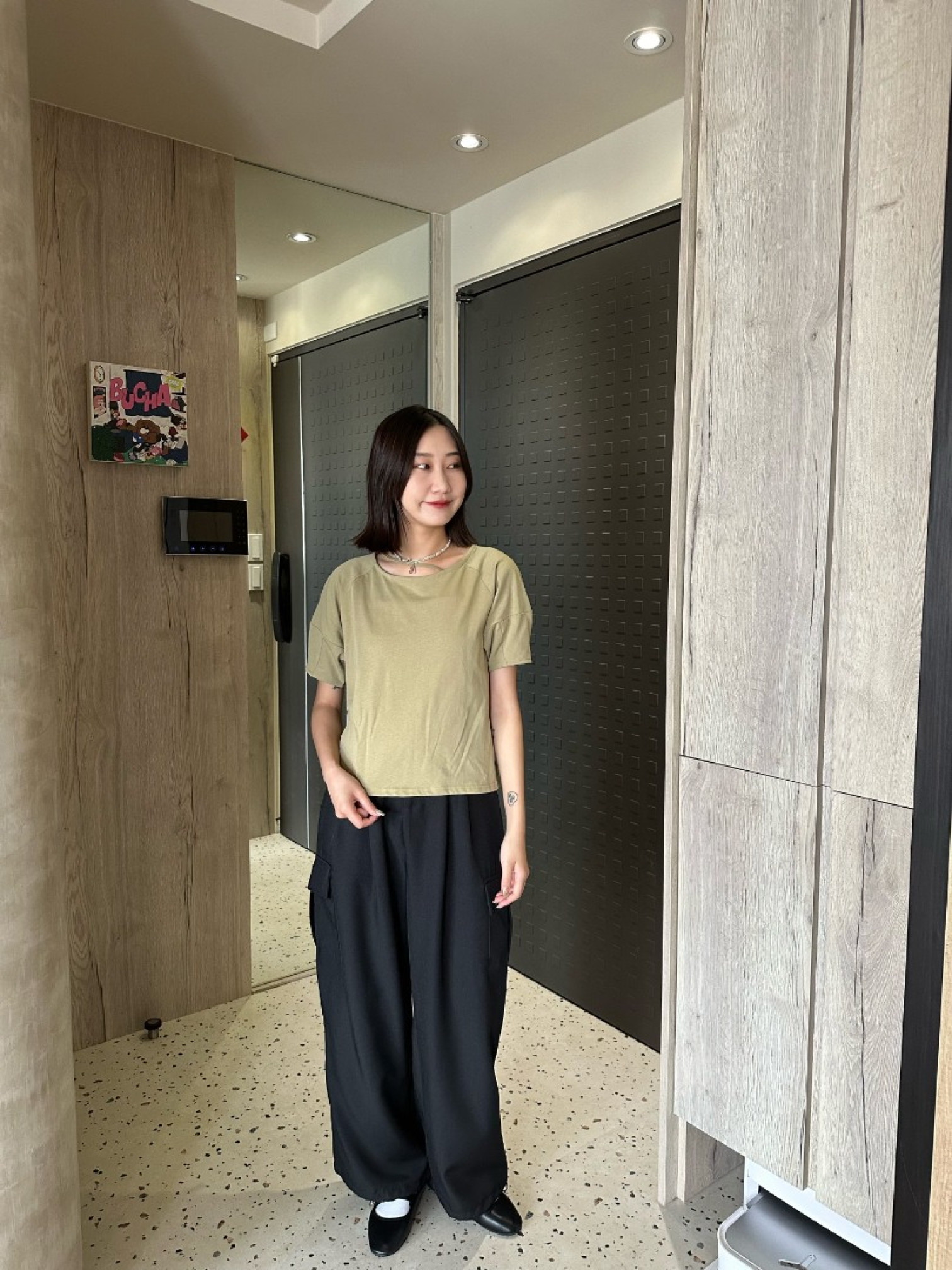 🇯🇵設計感滿分の繞頸短T/兩色