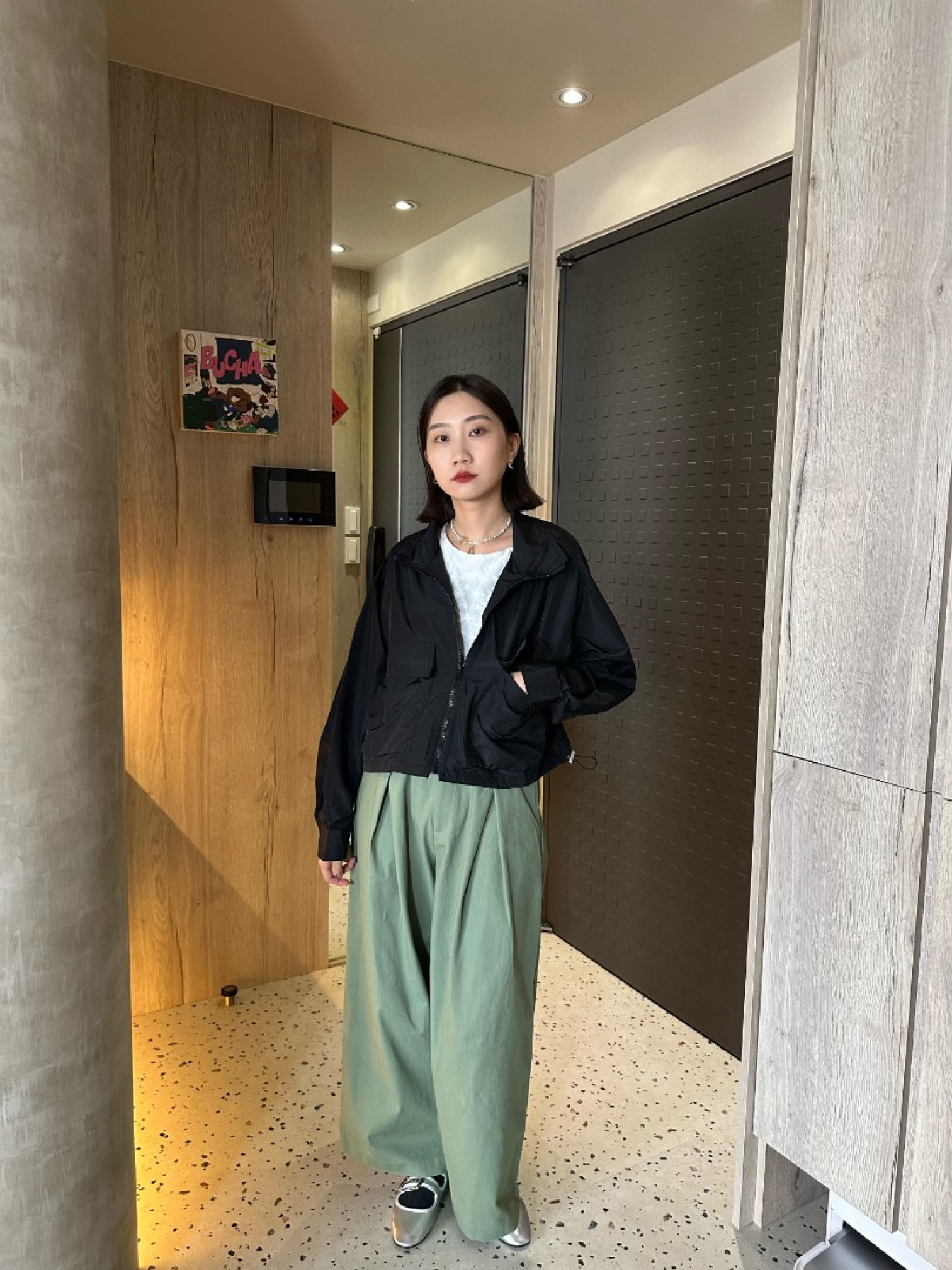 🇯🇵防曬尼龍抽繩外套/黑