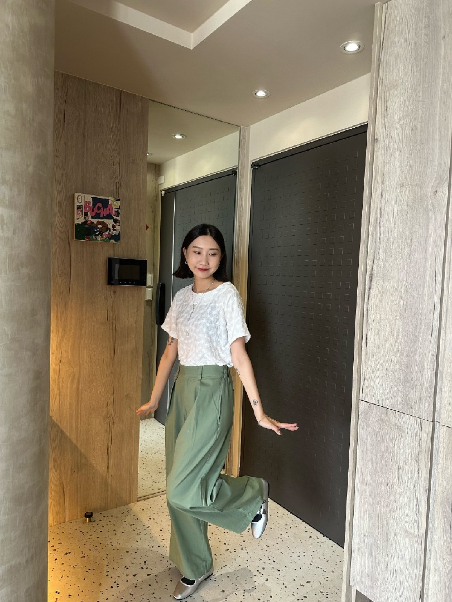 🇯🇵俐落硬挺寬版長褲/三色