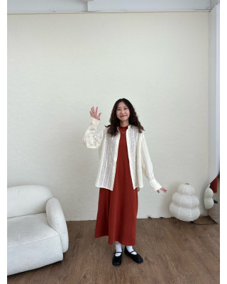 🇯🇵中山領雕花長袖襯衫/米&黑