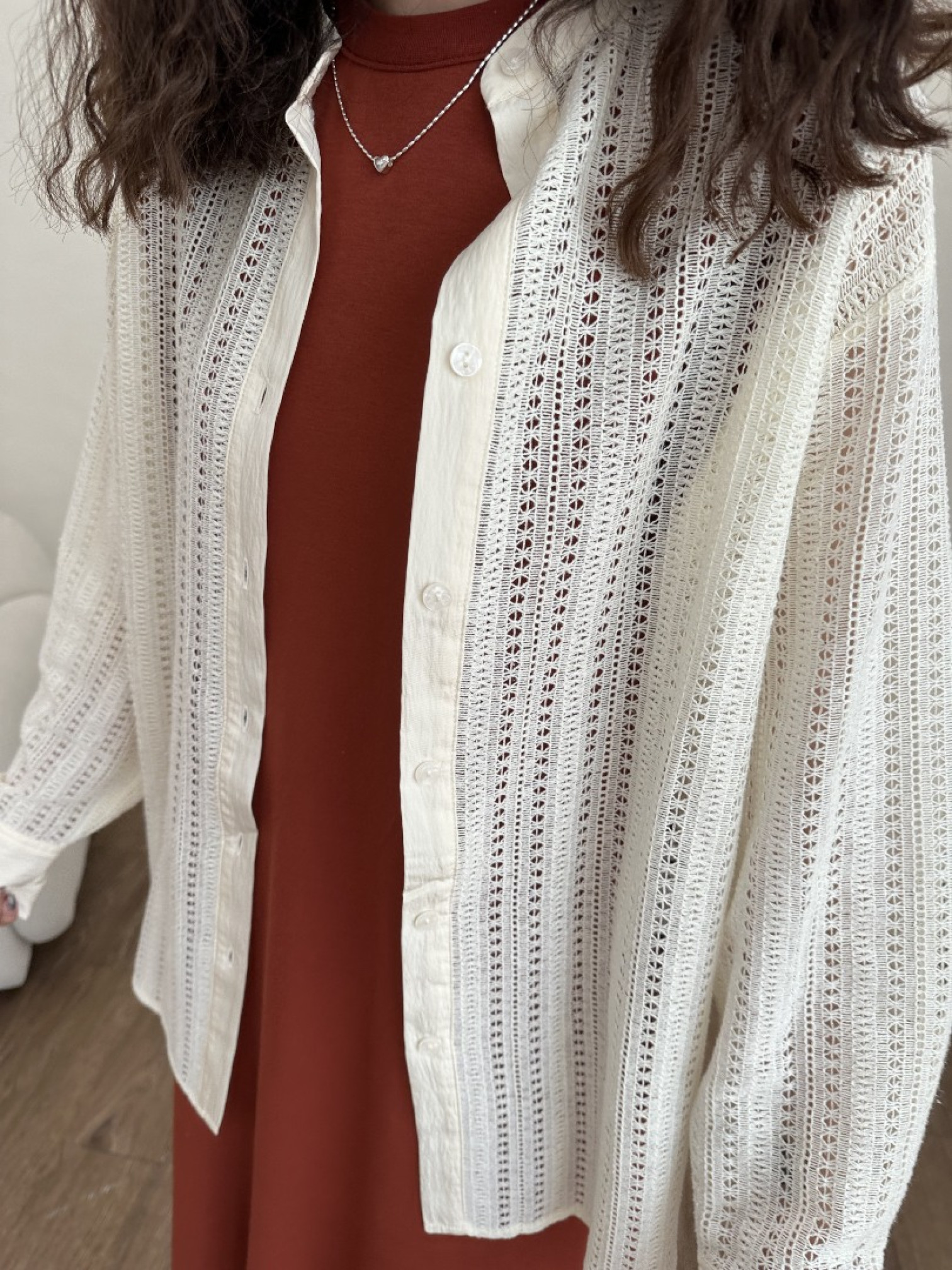 🇯🇵中山領雕花長袖襯衫/米&黑