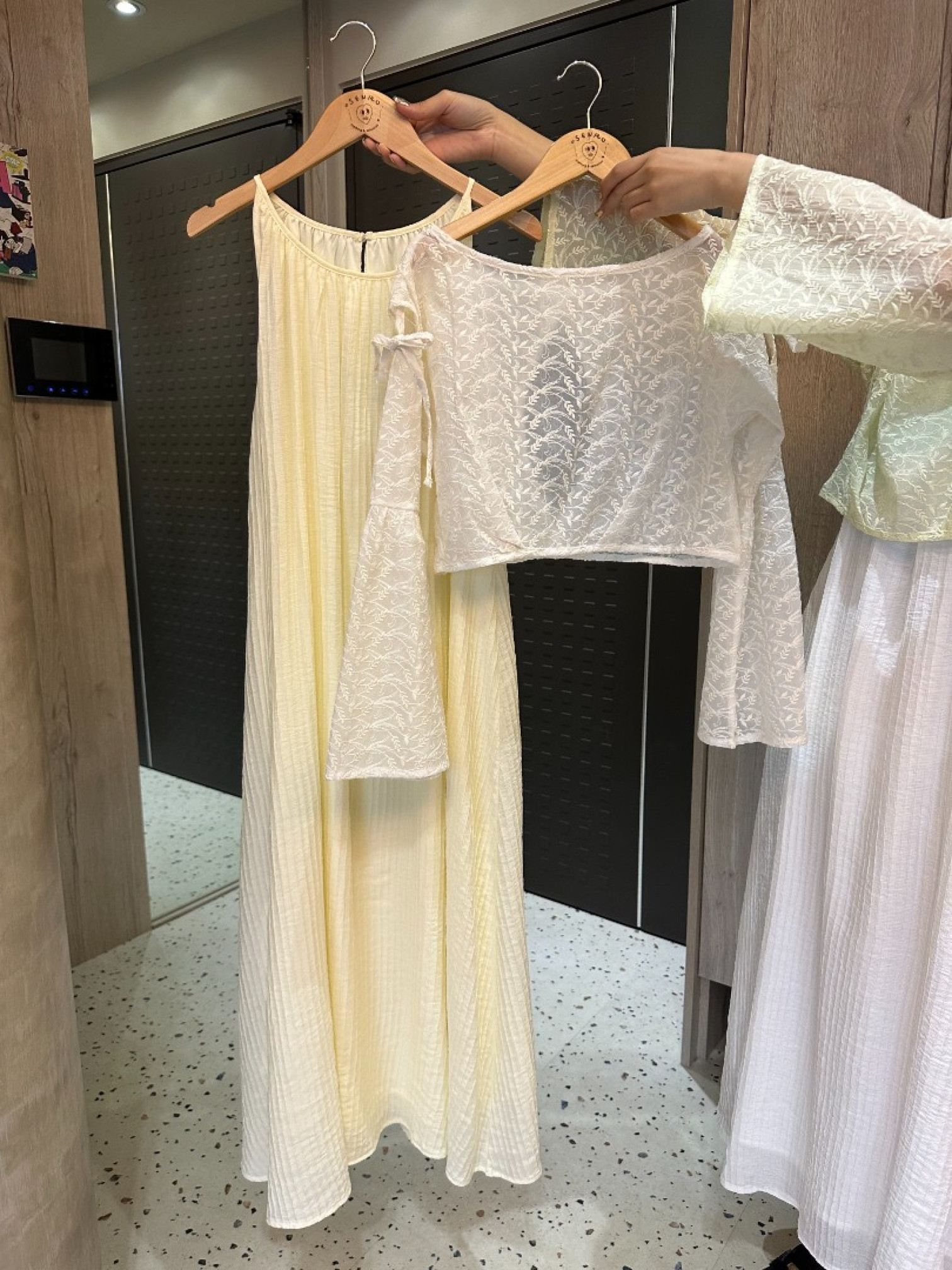 🇯🇵質感刺繡兩件式洋裝/兩色