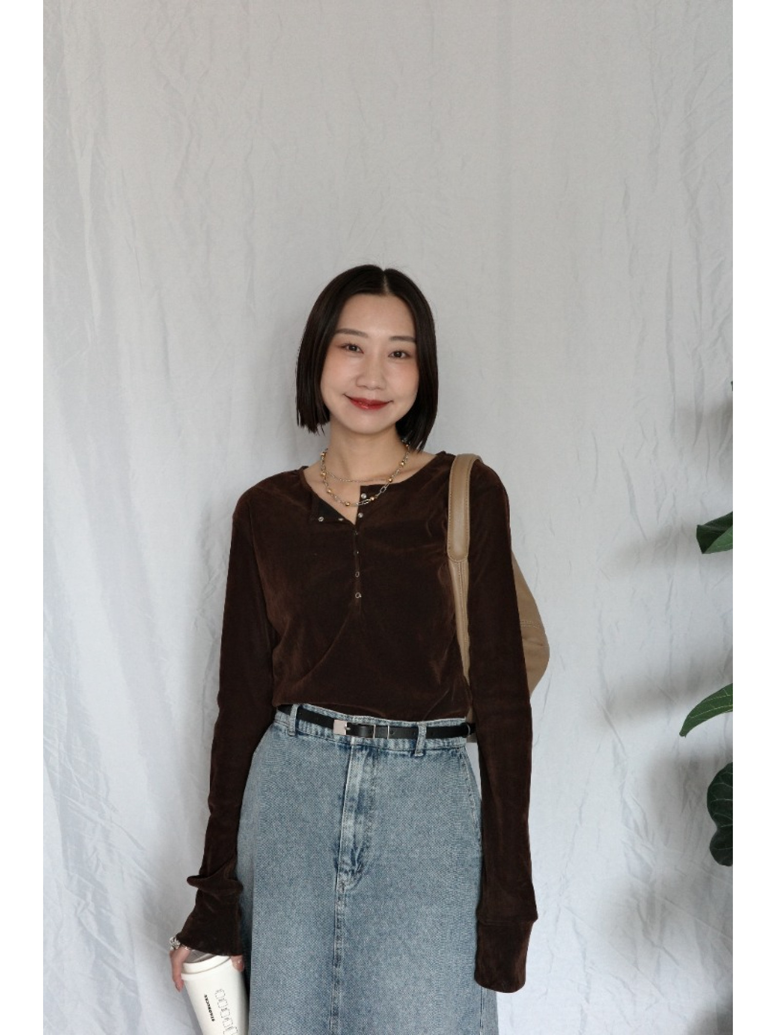 JP｜啞光天鵝絨上衣/棕