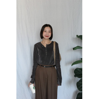 JP｜啞光天鵝絨上衣/炭灰