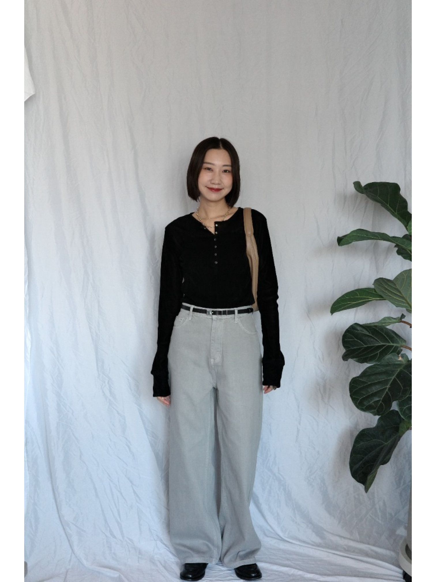 JP｜啞光天鵝絨上衣/黑