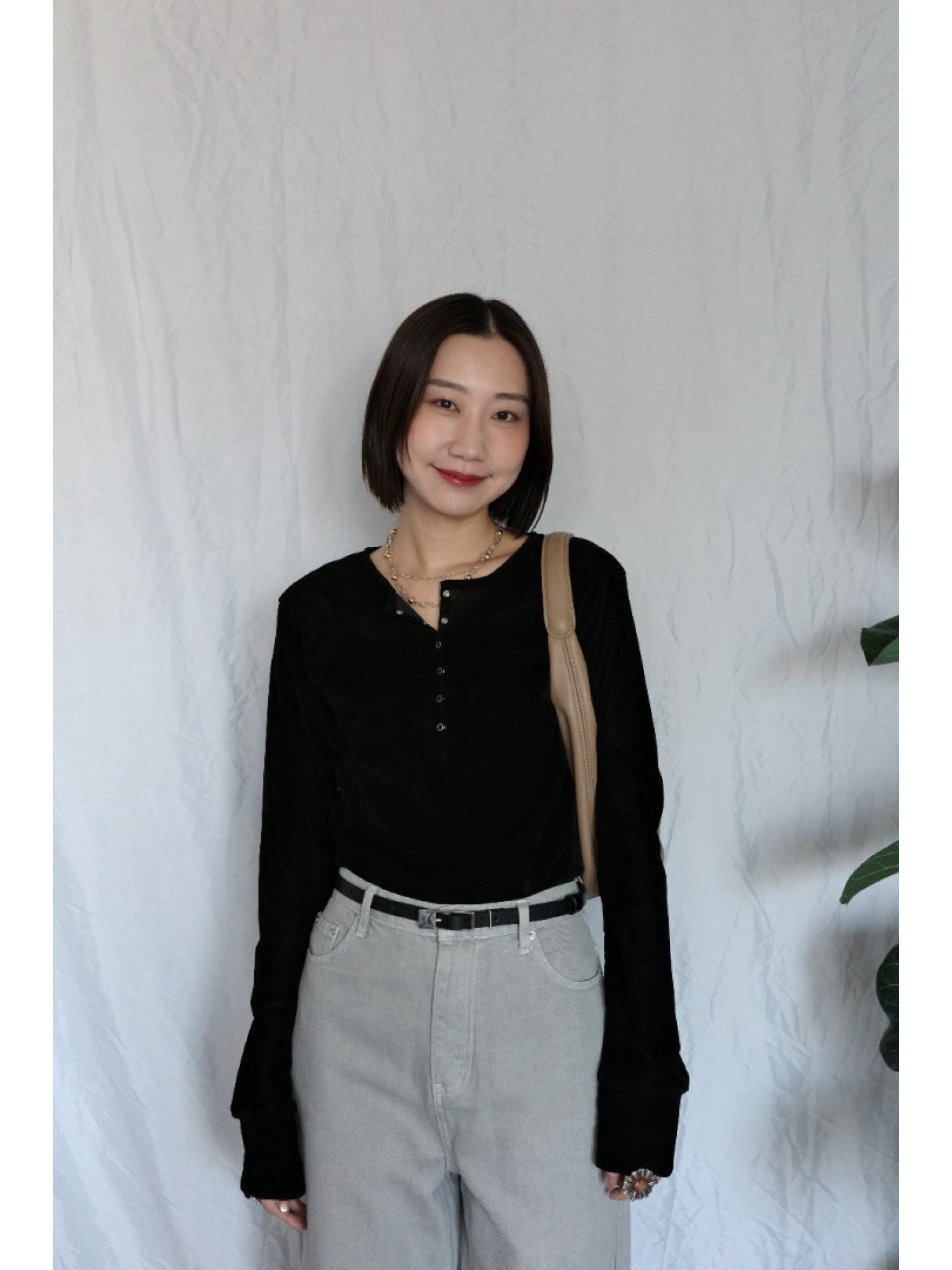 JP｜啞光天鵝絨上衣/黑