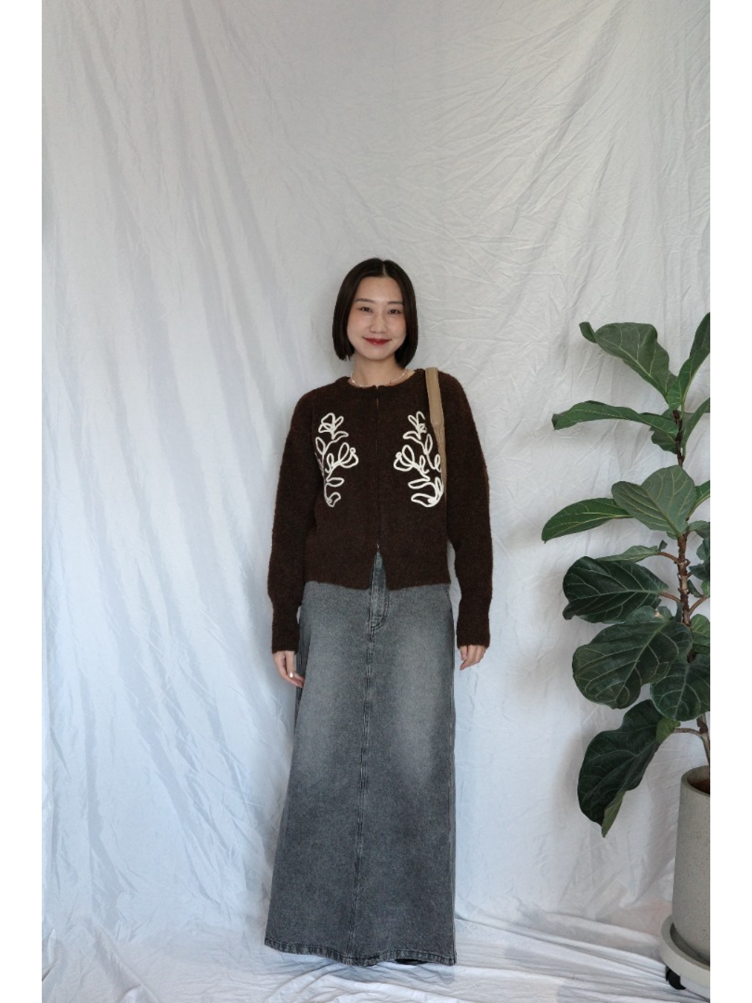 JP｜刺繡花卉羊毛開襟衫/包色價