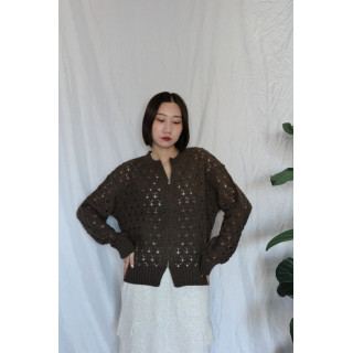 JP｜簡約鏤空針織上衣/咖