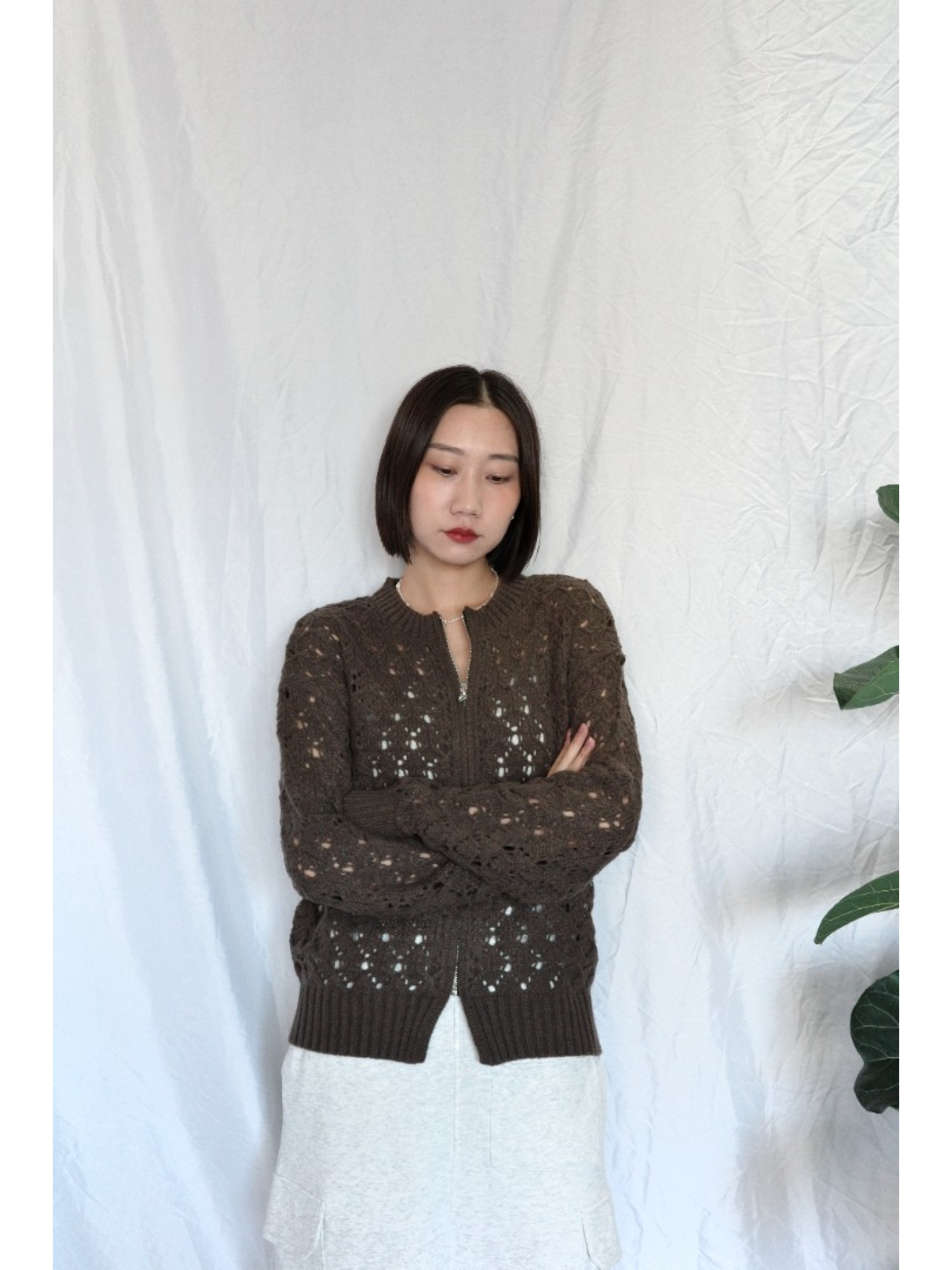 JP｜簡約鏤空針織上衣/咖