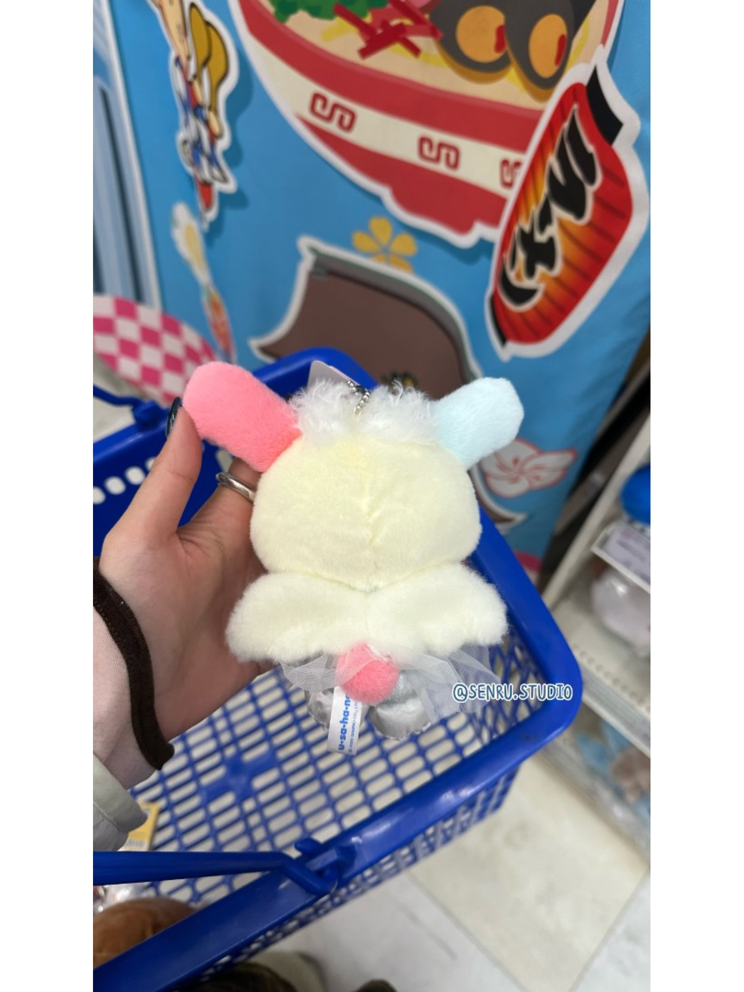 毛絨絨天使花小兔